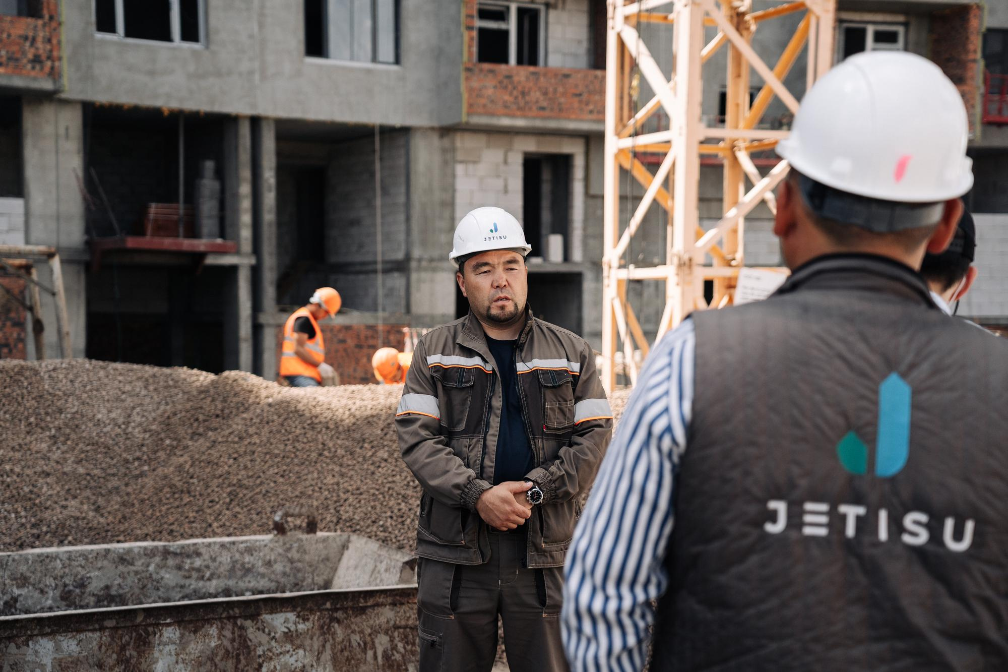 Фотоотчет: строительство жилого комплекса «Шахристан»