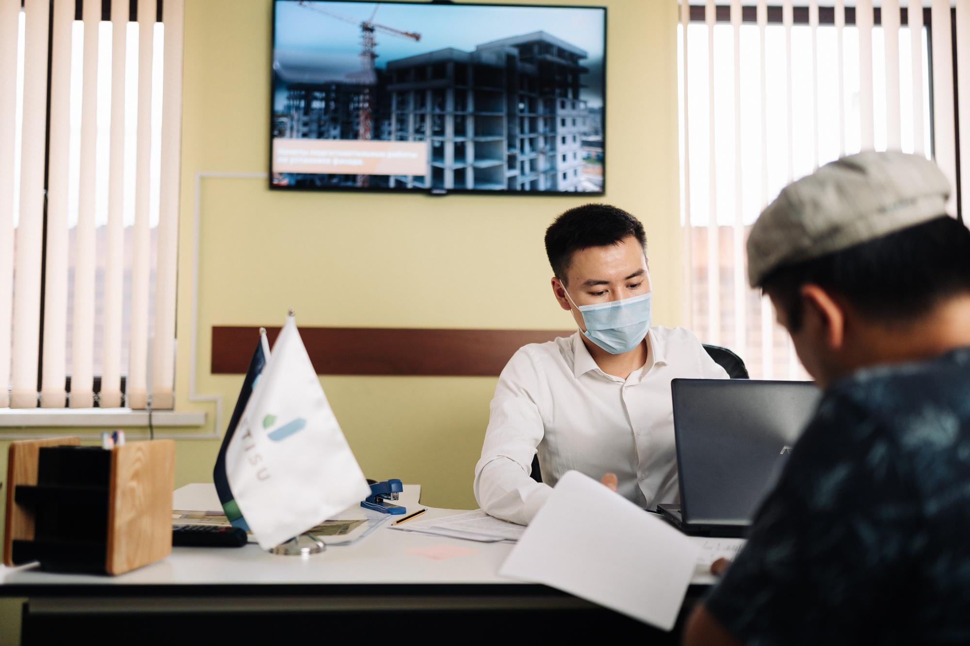 Фотоотчет: строительство жилого комплекса «Шахристан»