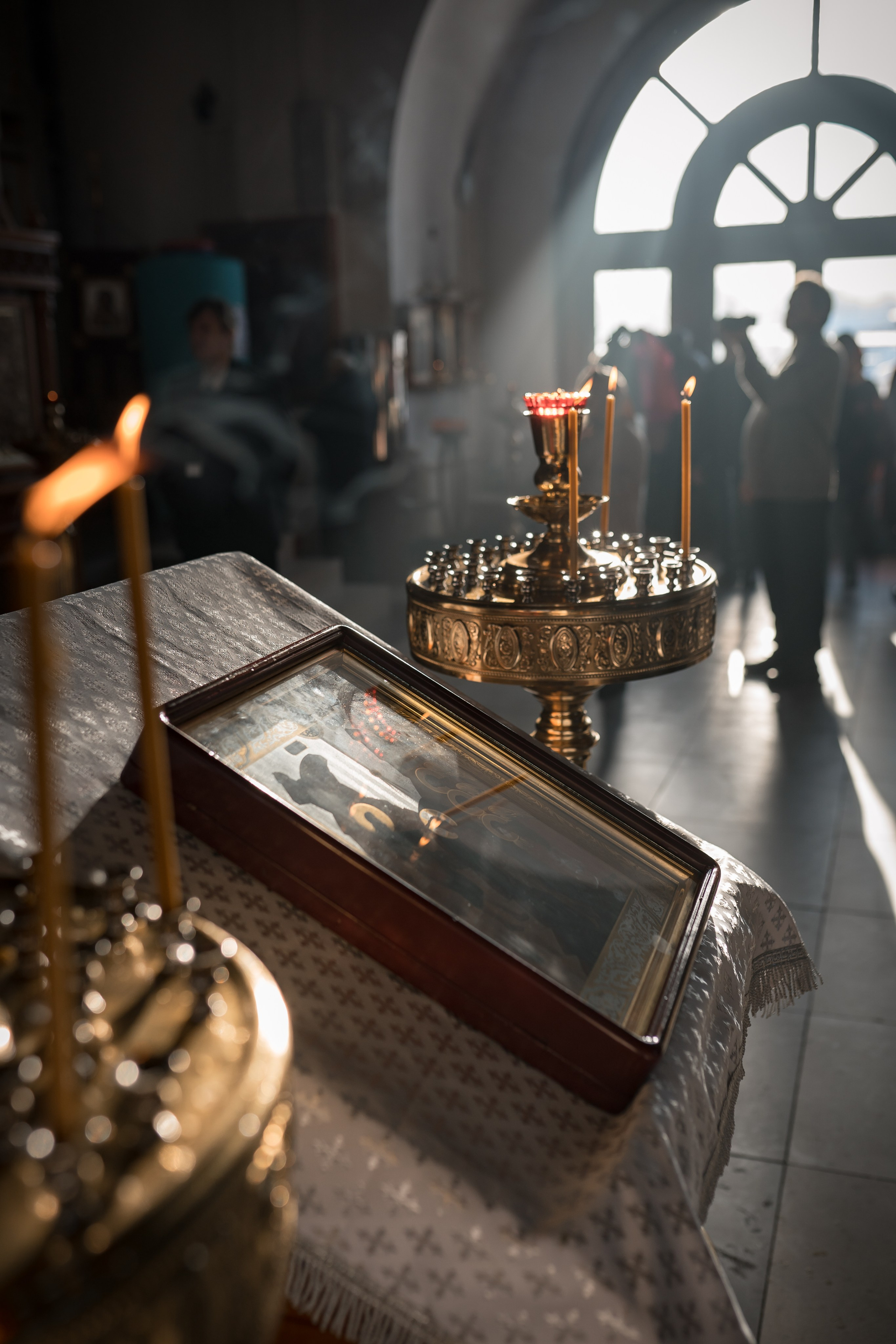 крещение венчание фотограф на венчание фотограф на крещение невеста свадьба обручальное кольцо медовый месяц православие венчание молодожены