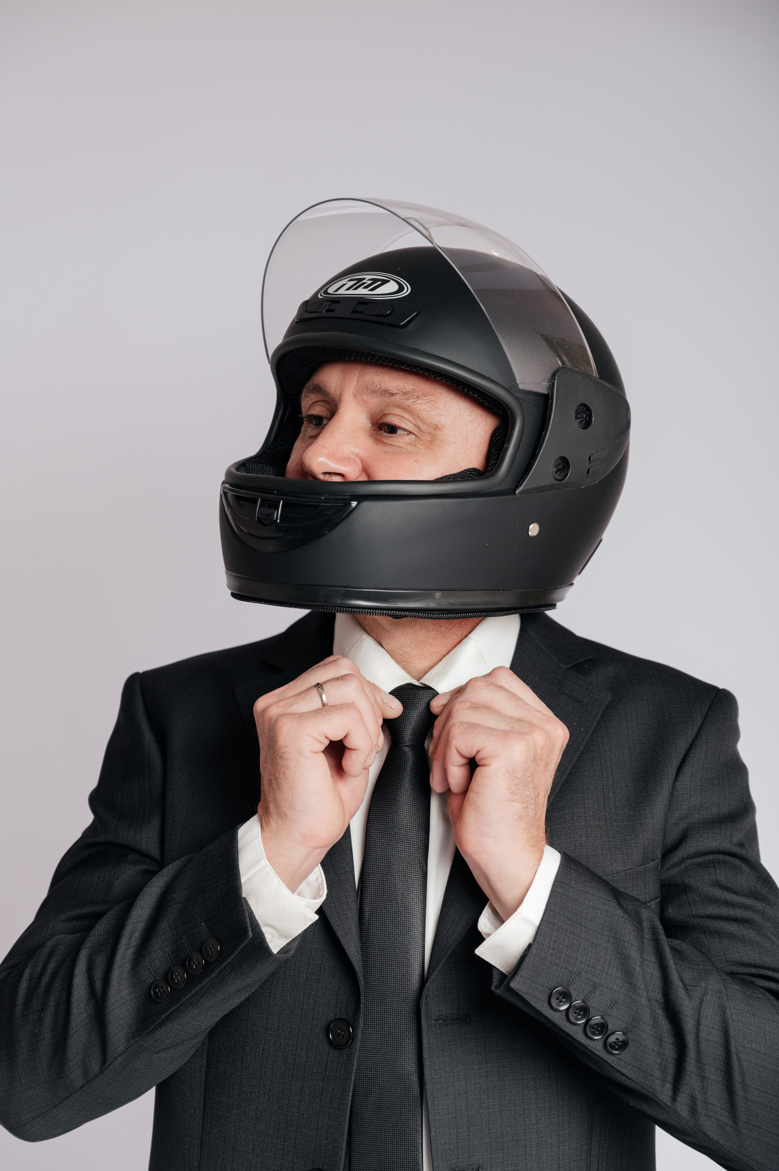 Шлемы. Профессиональный фотограф в Чебаркуле и Челябинске Давигора Елизавета