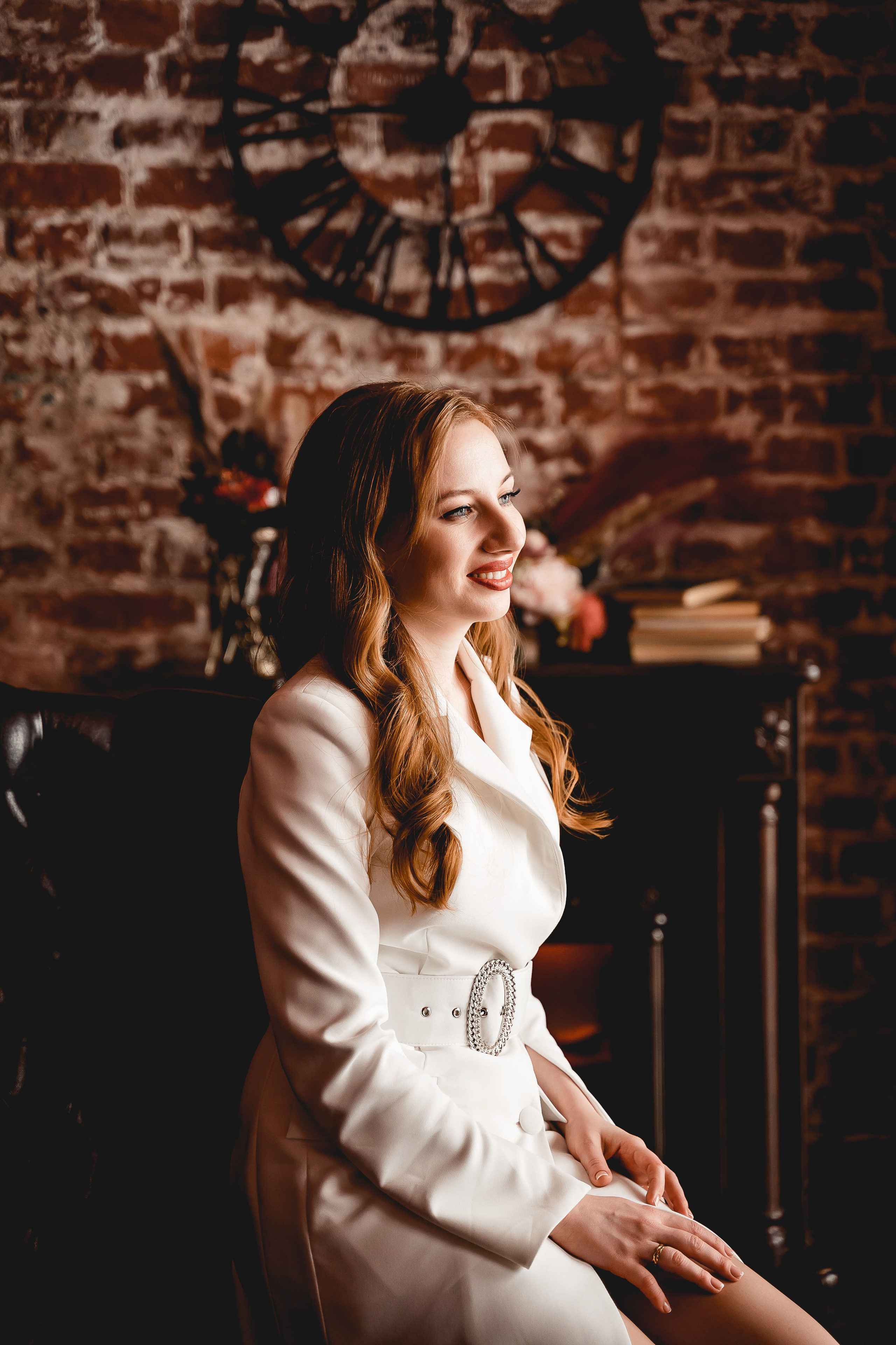 Свадебная фотосессия в Ивантеевке в фотостудии 7 Loft (ЗАГС Королев)