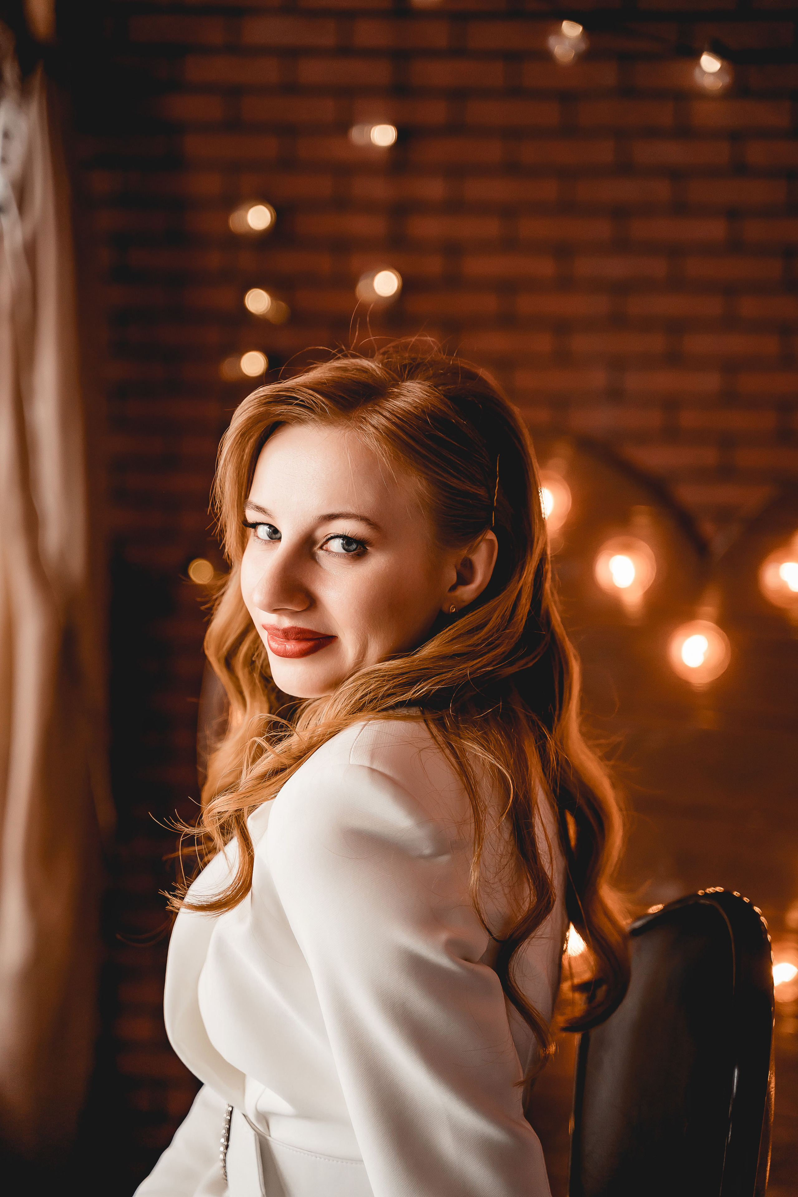 Свадебная фотосессия в Ивантеевке в фотостудии 7 Loft (ЗАГС Королев)