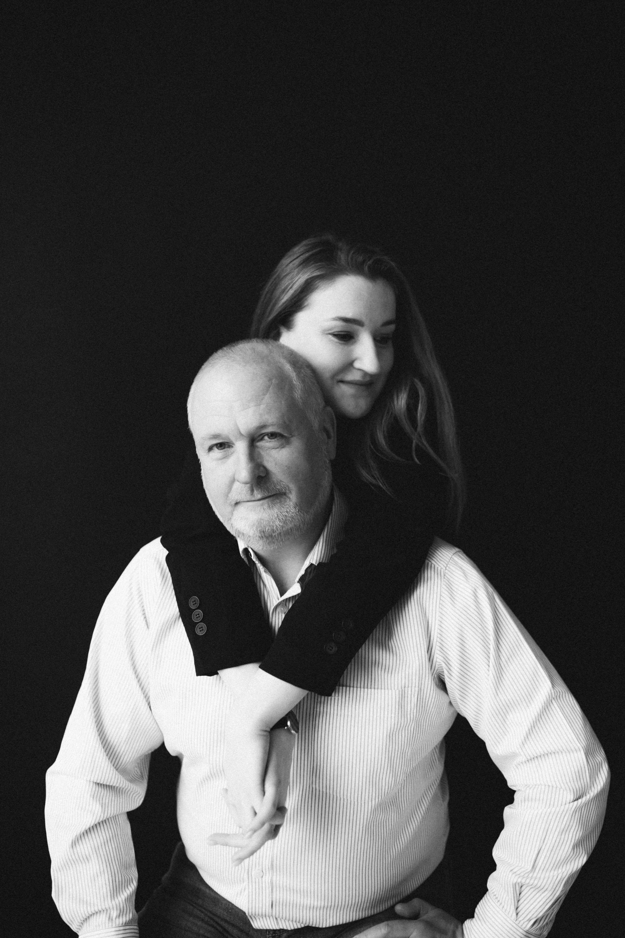 Лиза и родители, студия, Новый год. Семейный фотограф Евгения Сурина