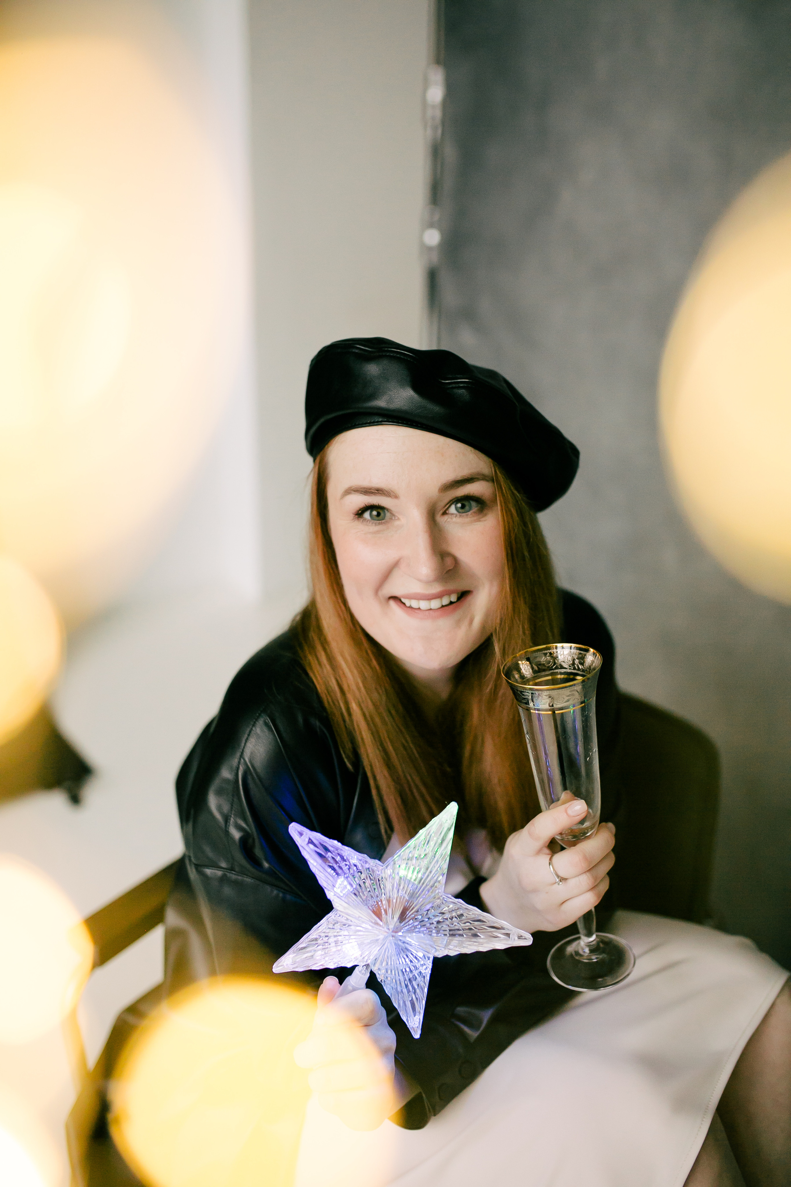 Лиза и родители, студия, Новый год. Семейный фотограф Евгения Сурина