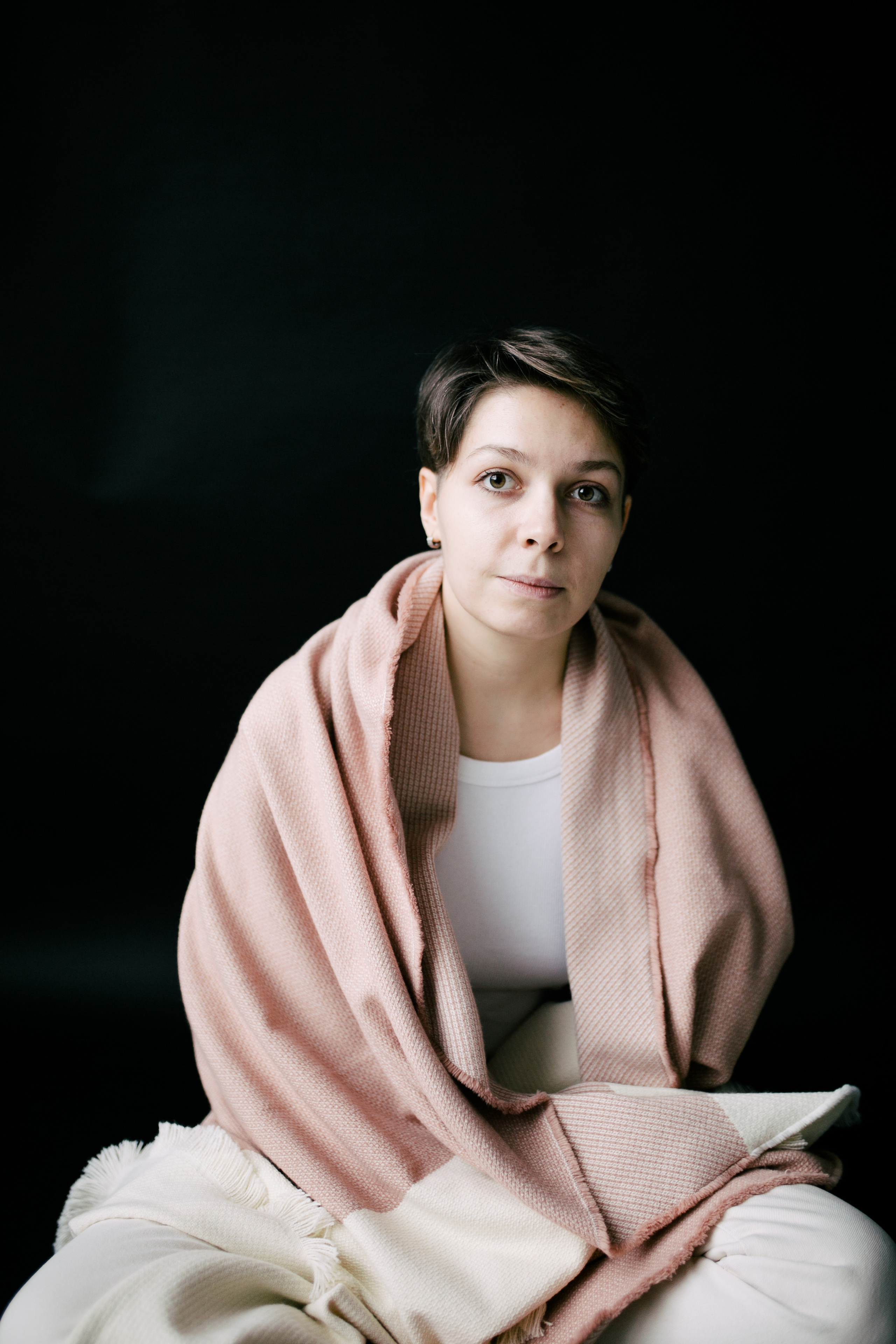 Аня, портретная съемка в студии для себя. Семейный фотограф Евгения Сурина