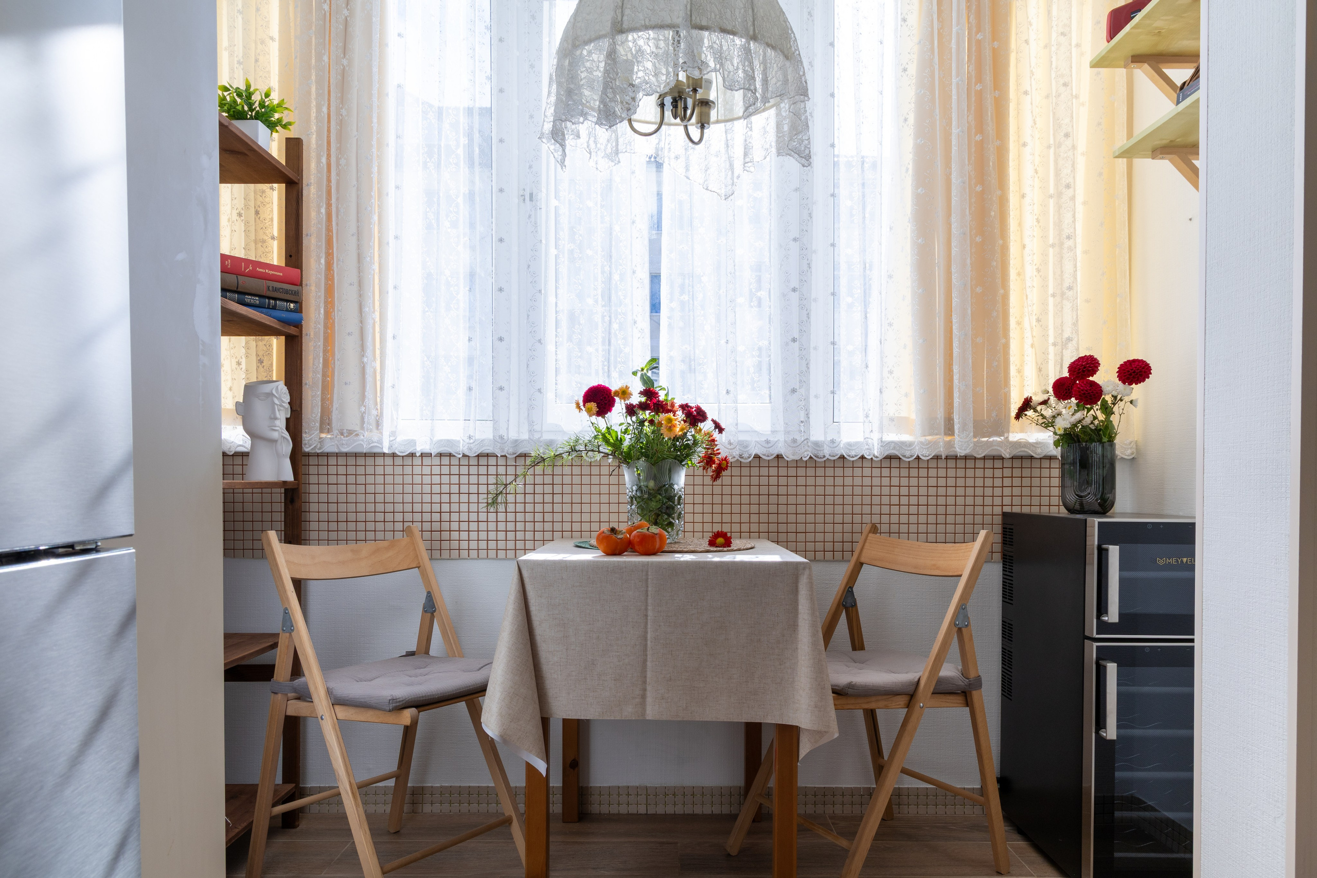 Комплексная подготовка квартиры для посуточной аренды в Геленджике. Интерьерная съёмка и подготовка недвижимости к аренде/продаже. Геленджик, Краснодарский край — Юлия Софронова, Art Sea Homes