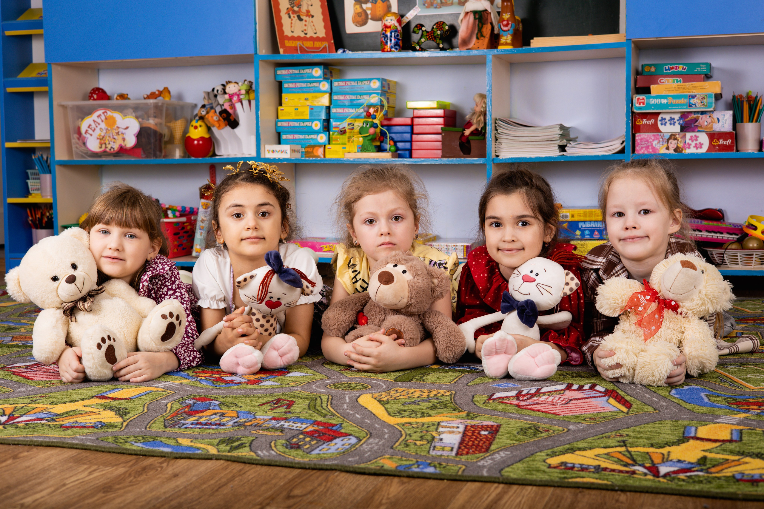 Выпускные альбомы в Красноярске. Студия Колибри