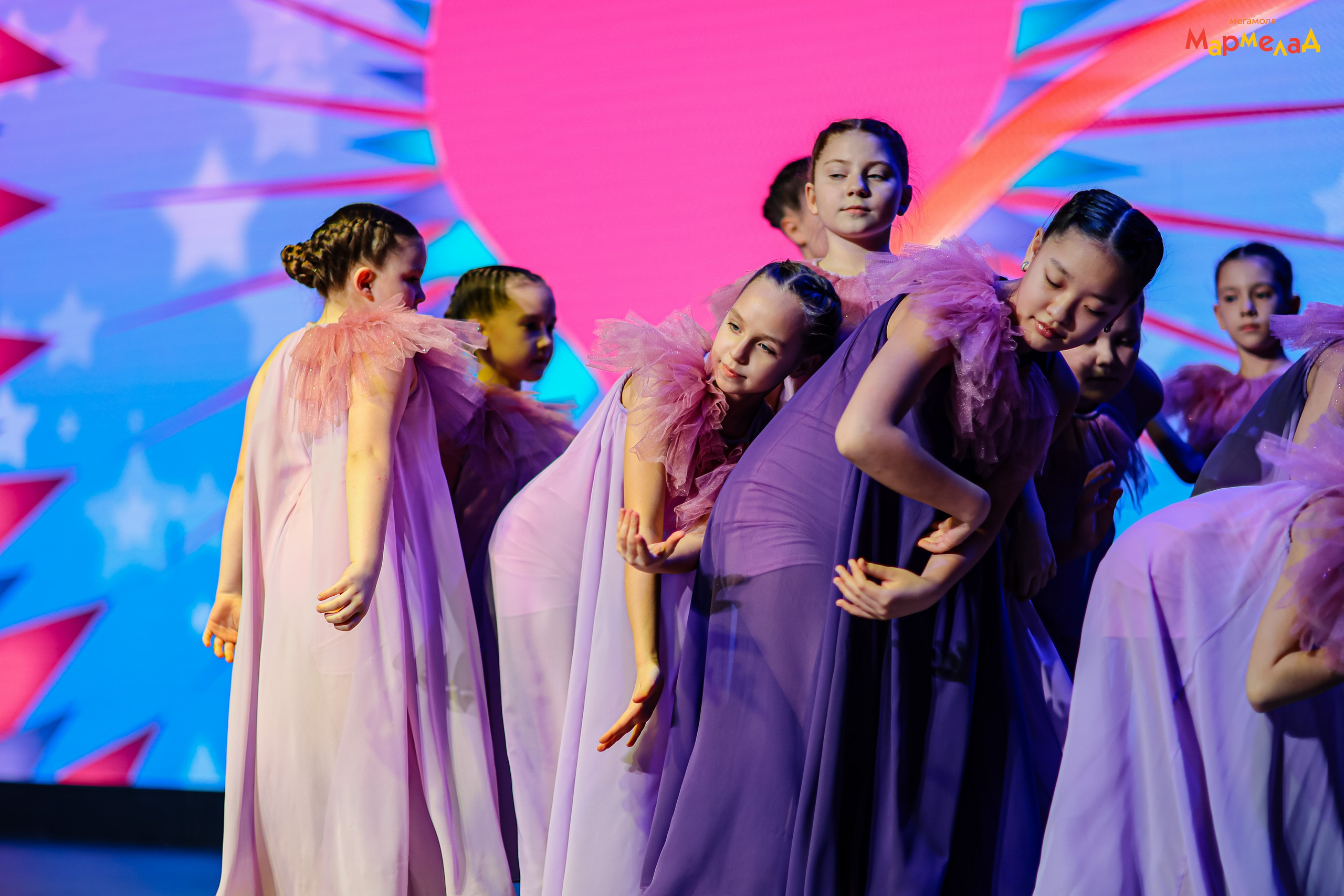 14.02 Любовь без границ в Мегамолл Мармелад. Команда специалистов в мире фотографии и видео. Детский фотограф, семейный фотограф