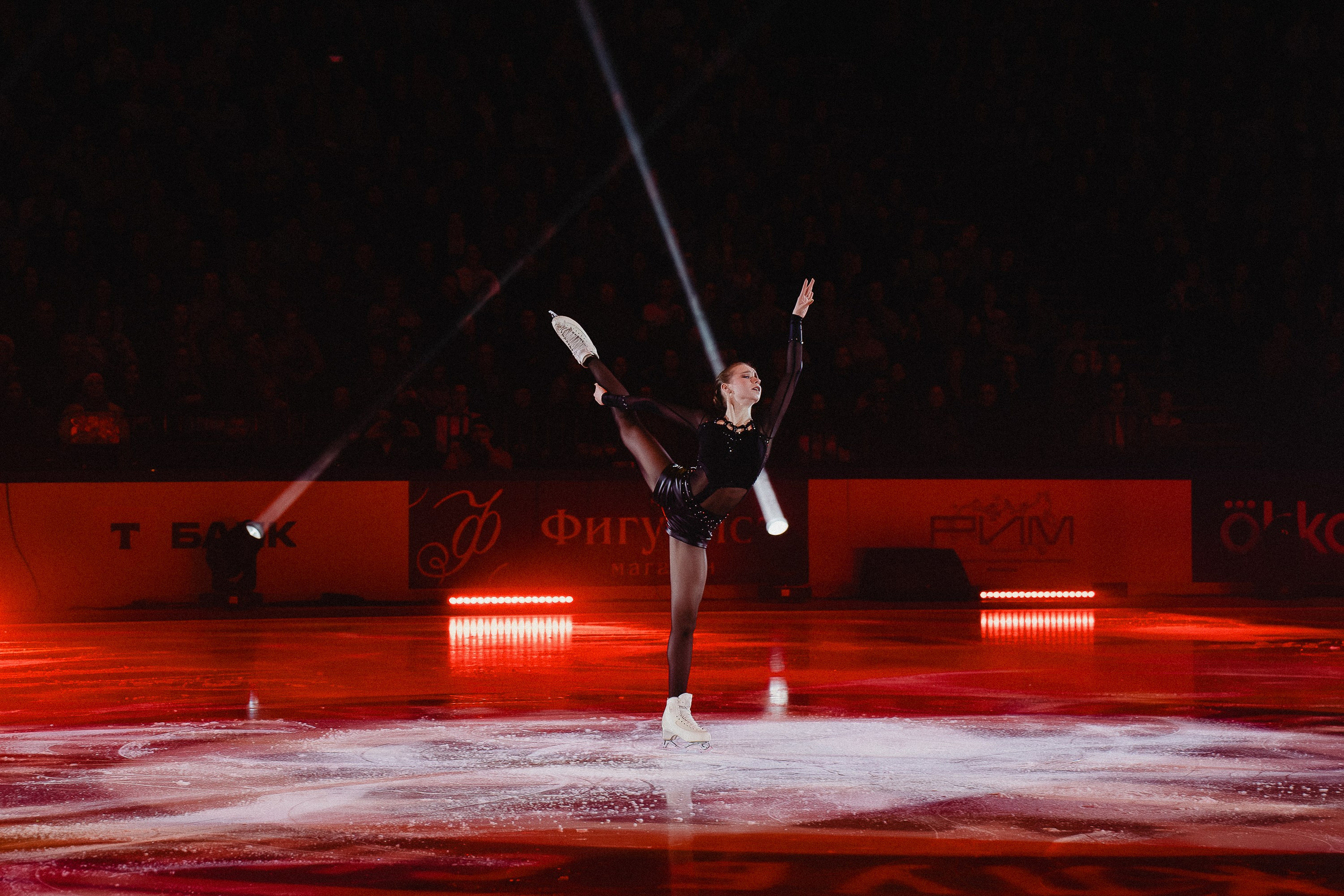 Шоу Этери Тутберидзе в Новосибирске. Воробьева Ксения — Спортивный и танцевальный фотограф Новосибирск