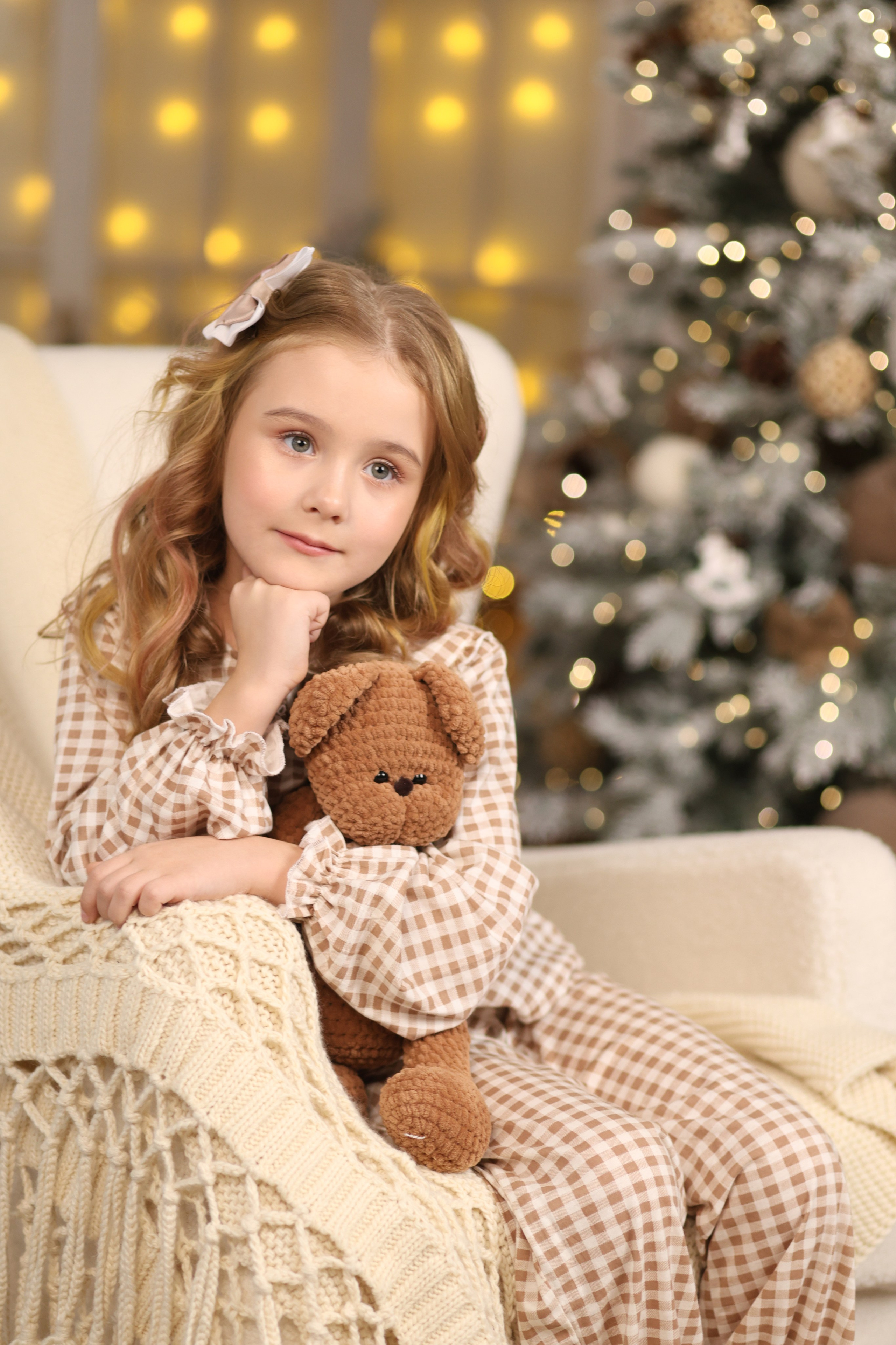 Семейная новогодняя фотосессия в студии в Москве. Профессиональный фотограф беременности семейных фотосессий в Москве Балашихе Наталья Преснякова