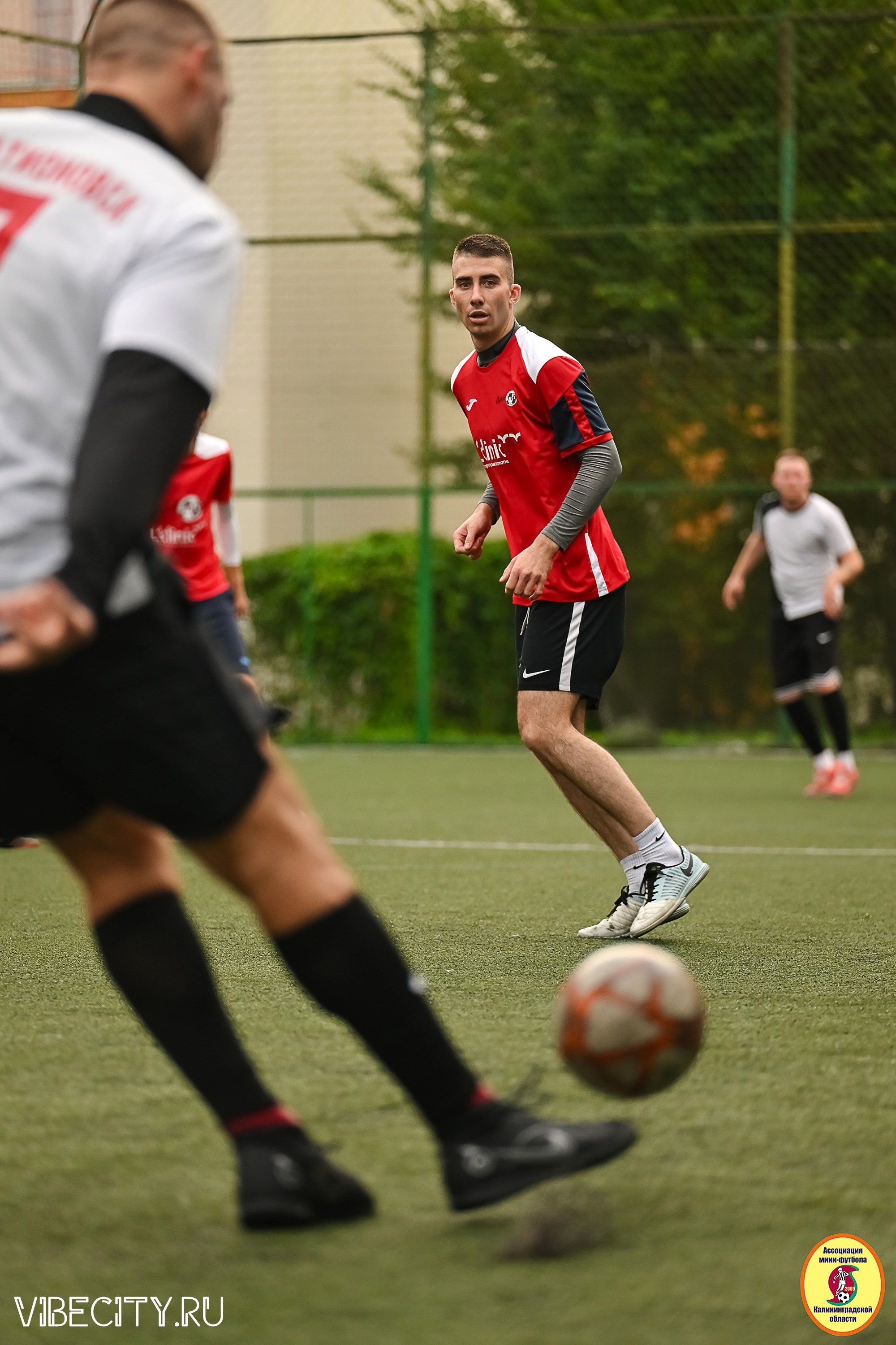 ИГРЫ МИНИ-ФУТБОЛЬНОЙ И КОРПОРАТИВНОЙ ЛИГИ. VIBECITY.RU Вайб Сити Ру Фоторепортажи Фотоотчеты Калининград