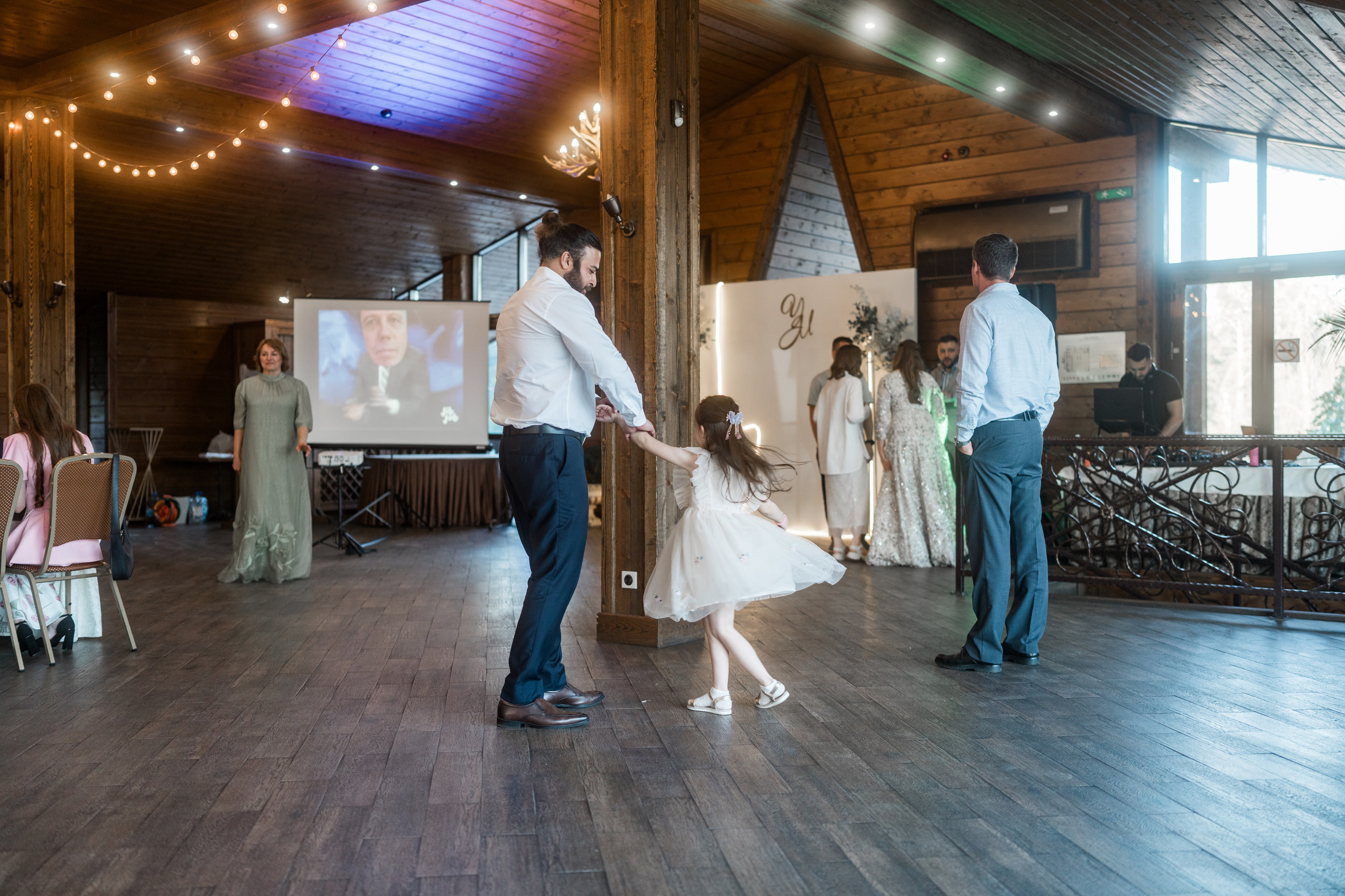 Свадьба Умар и Мила. Банкет. Свадебный и индивидуальный фотограф Аля Мамакова