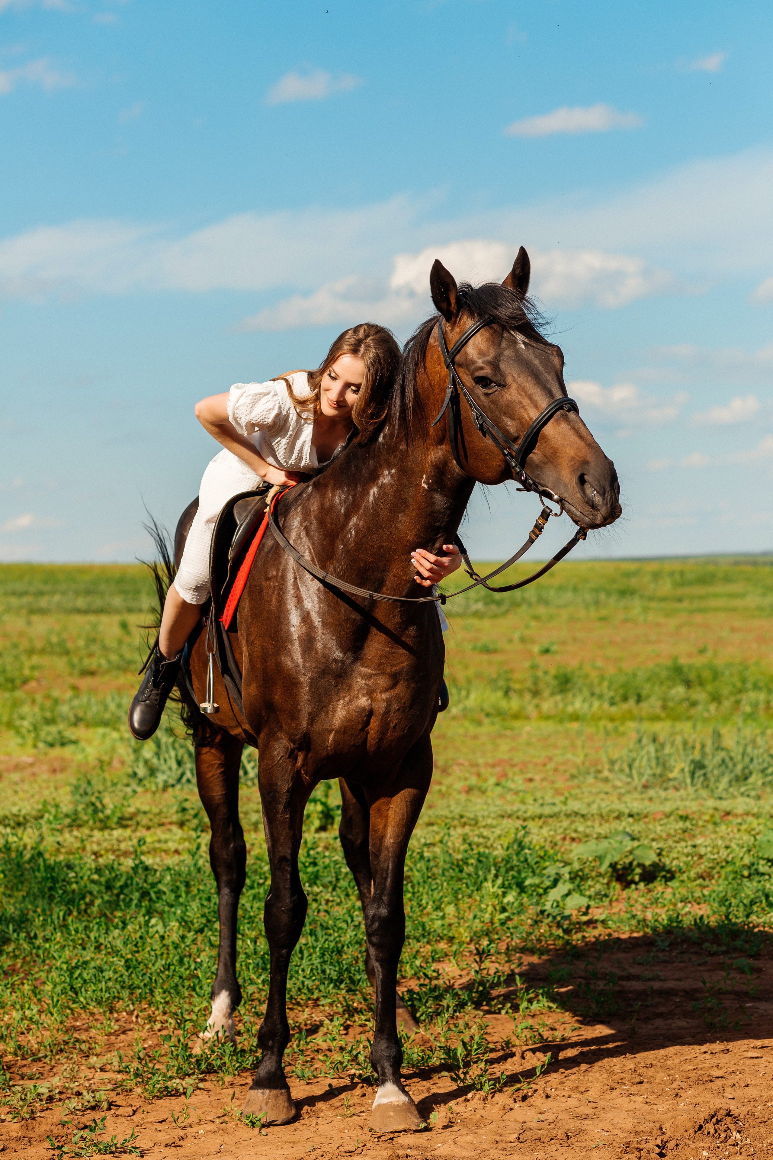 Фотосессия Людмилы в конном клубе. Женский фотограф в Оренбурге Ирина Заводчикова