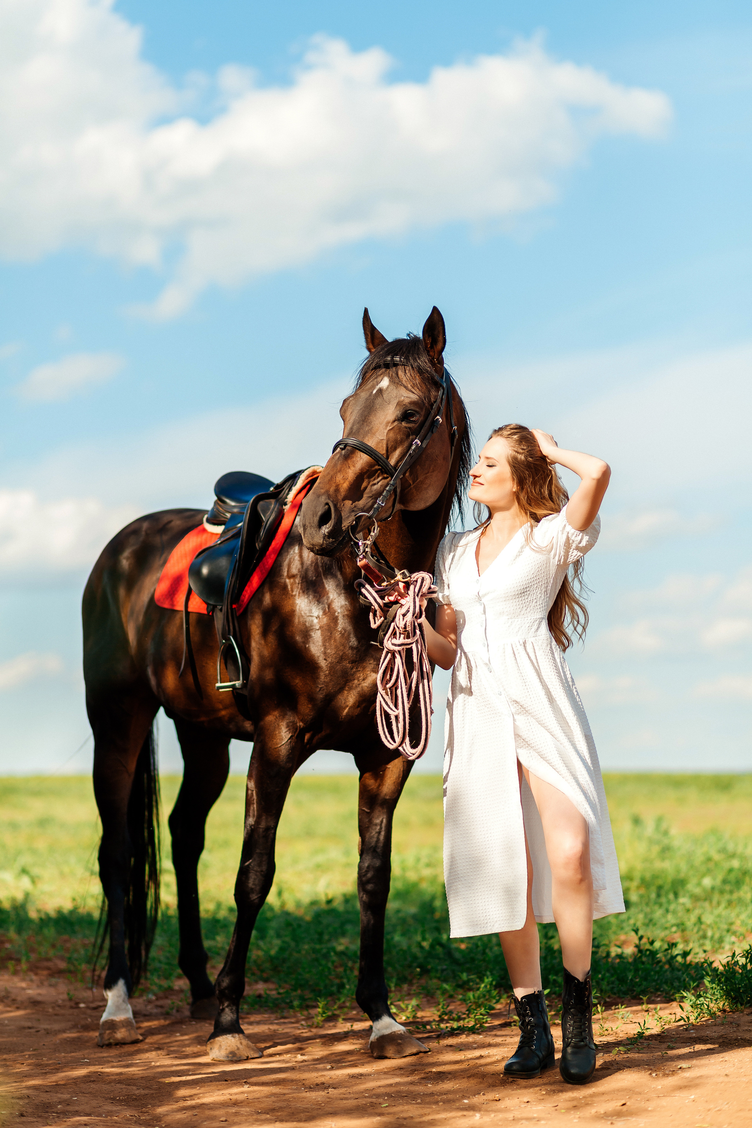 Фотосессия Людмилы в конном клубе. Женский фотограф в Оренбурге Ирина Заводчикова