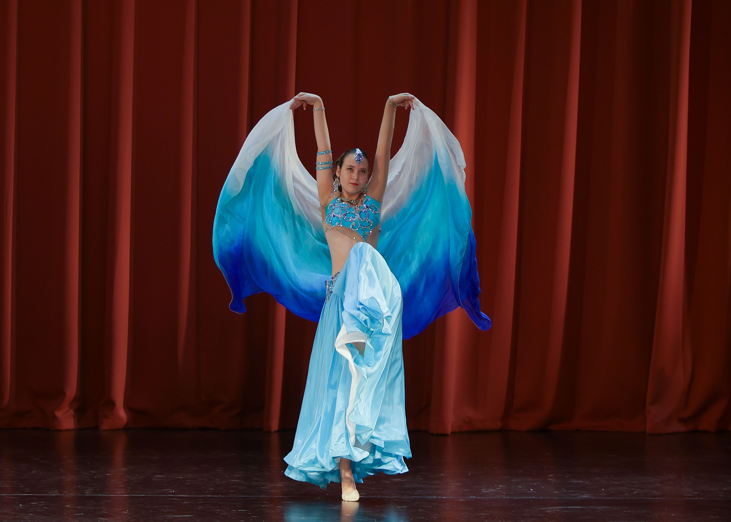 Фестиваль хореографического искусства «КУБОК ЛЕГЕНДЫ — 2025». Выпускные альбомы и школьный фотограф в Подольске, Троицке, Щербинке, Москве и Московской области