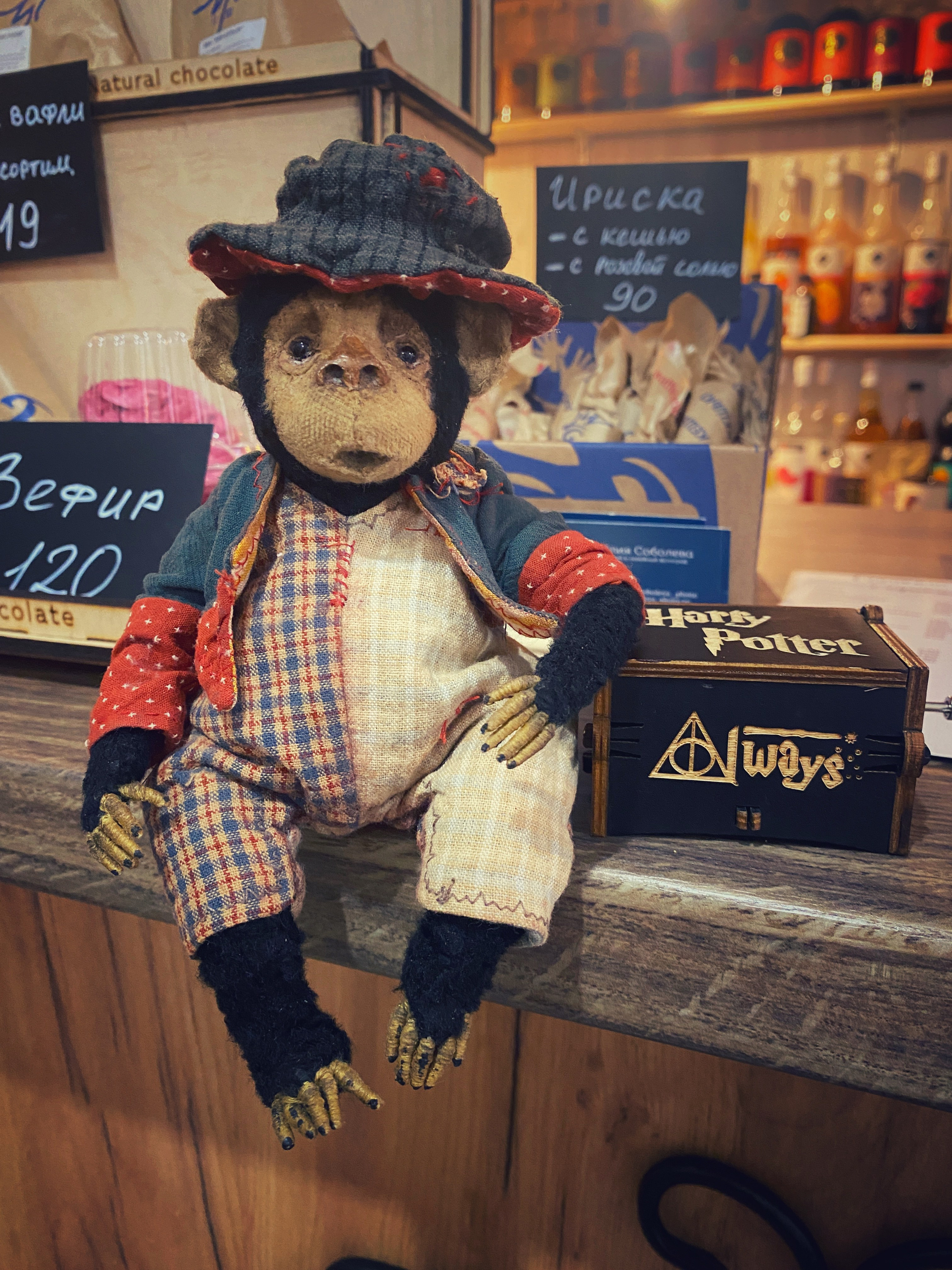 О кофейне. Первый в мире музей кофеграфии. Арт-кафе «Музей»