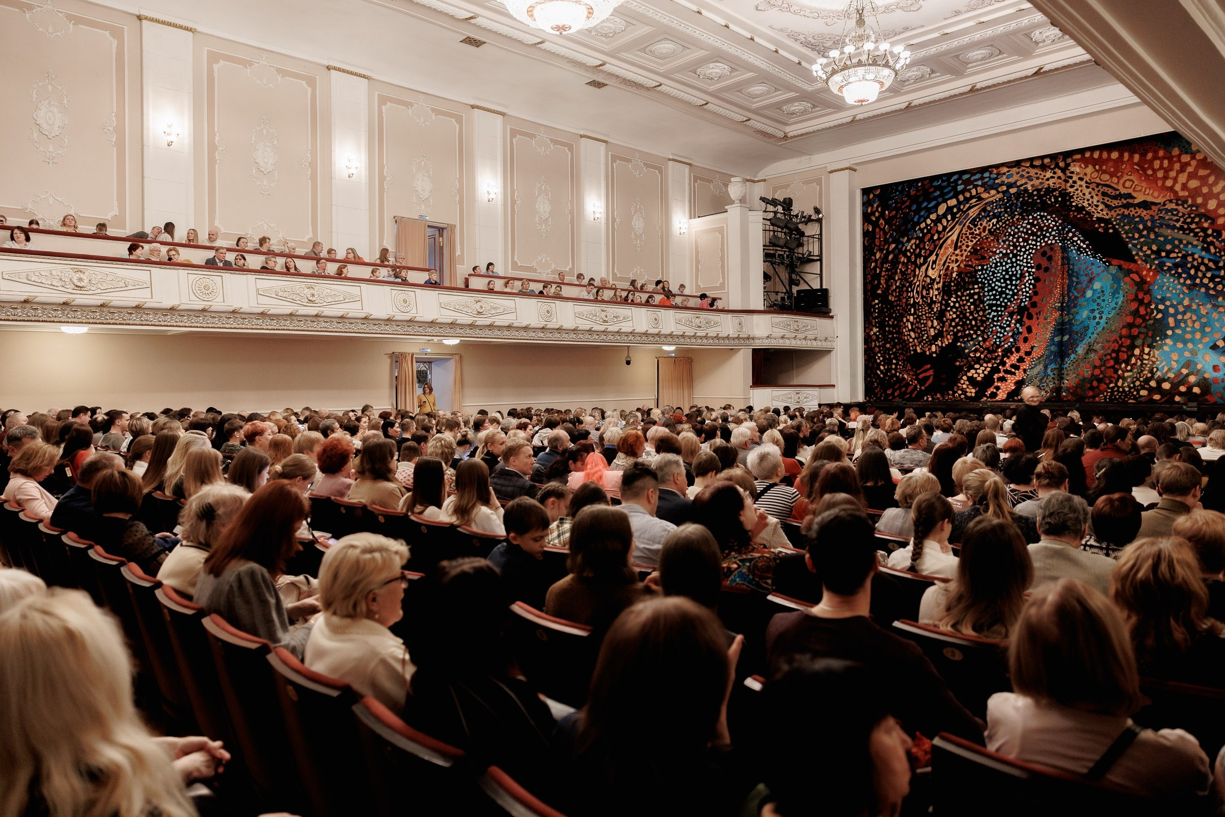 «Генеральный занавес» Нижегородский государственный академический театр оперы и балета имени А. С. Пушкина. История занавеса. Превращаем идею в технологию