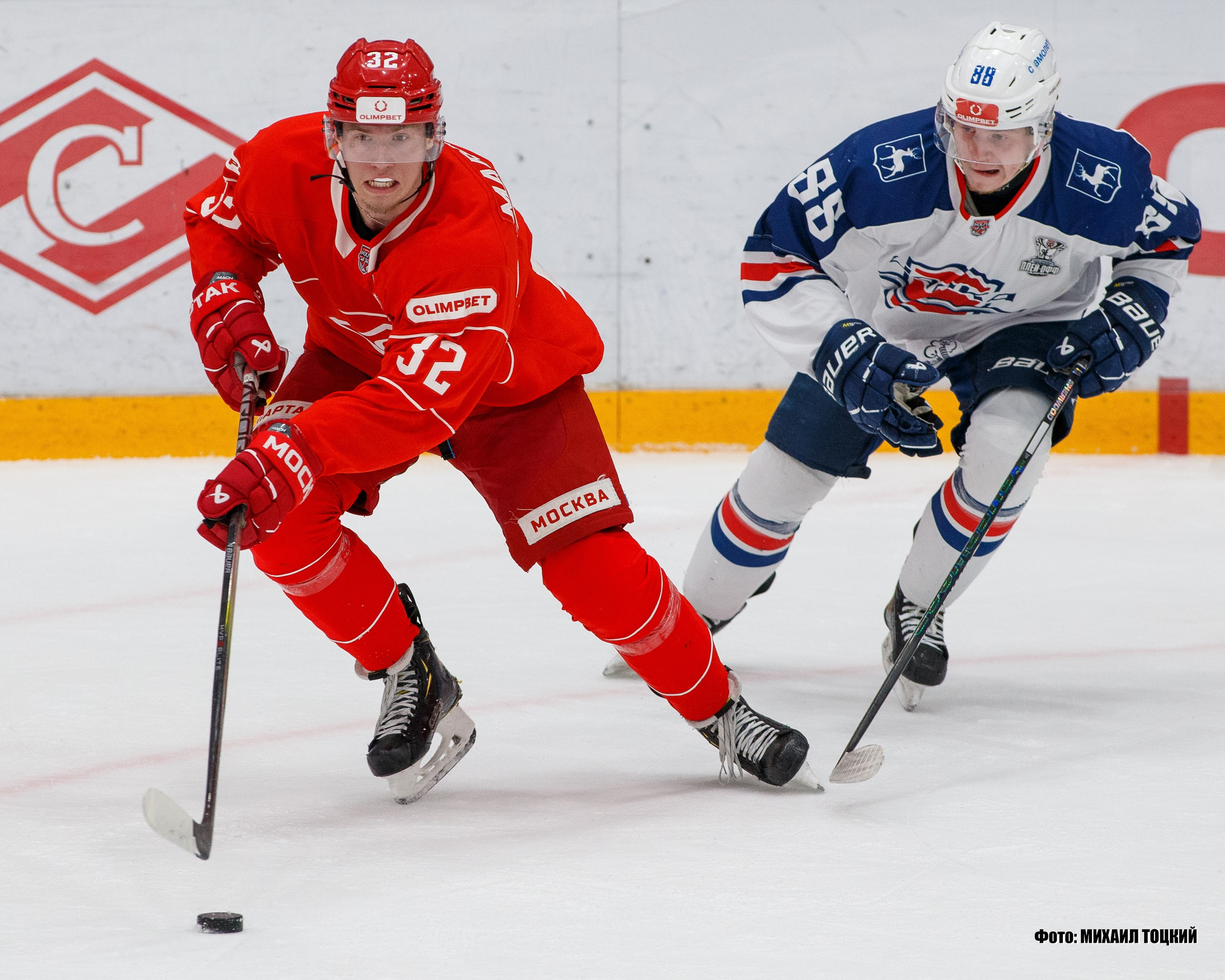 Фоторепортаж Плей-офф МХЛ. МХК Спартак (Москва) — МХК Чайка (Нижний Новгород). Михаил Тоцкий портретный и репортажный фотограф в Москве