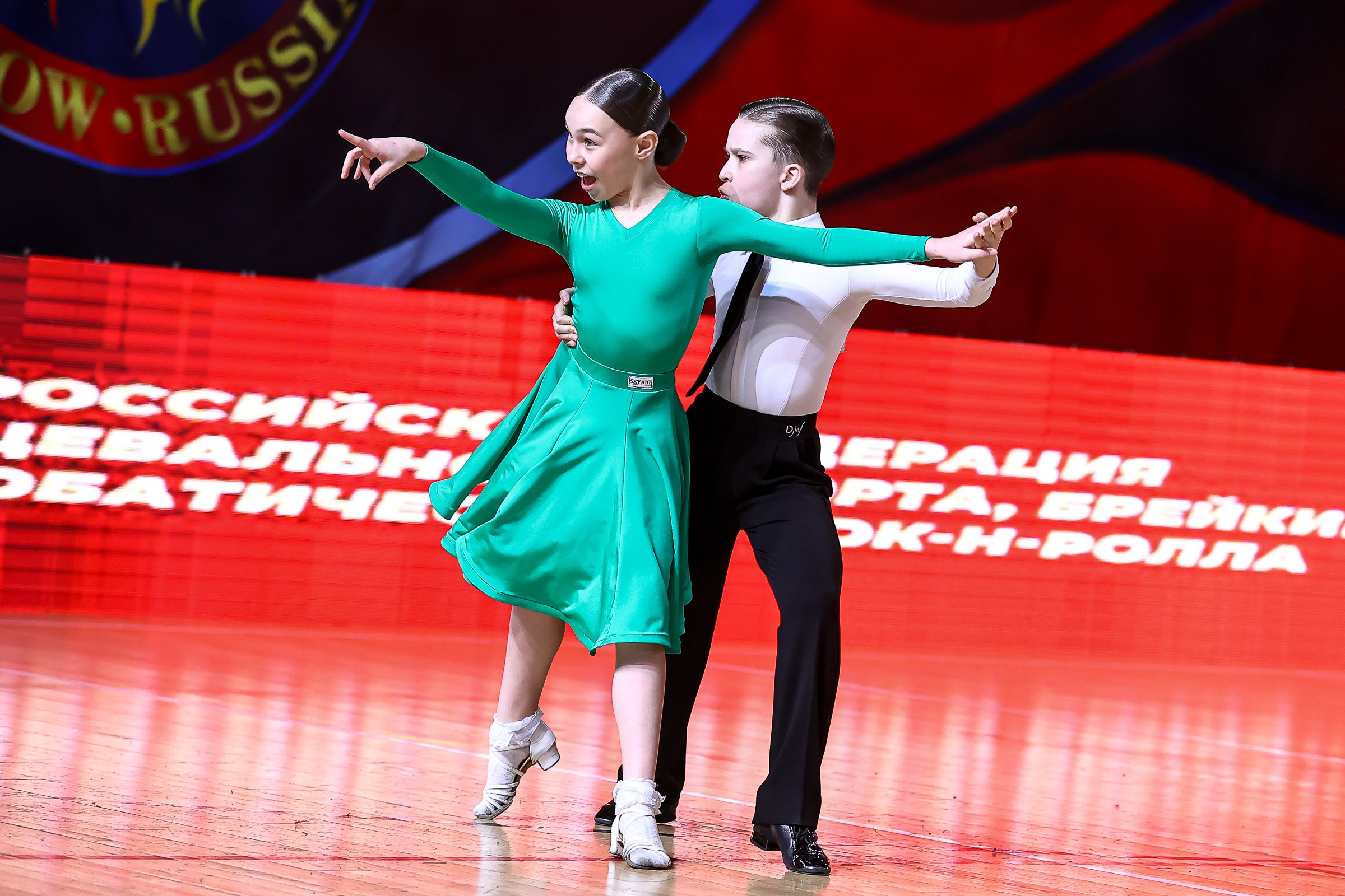 Вальс Победы 2025. Фотограф Дмитрий Плетнев — QuickDancePhoto