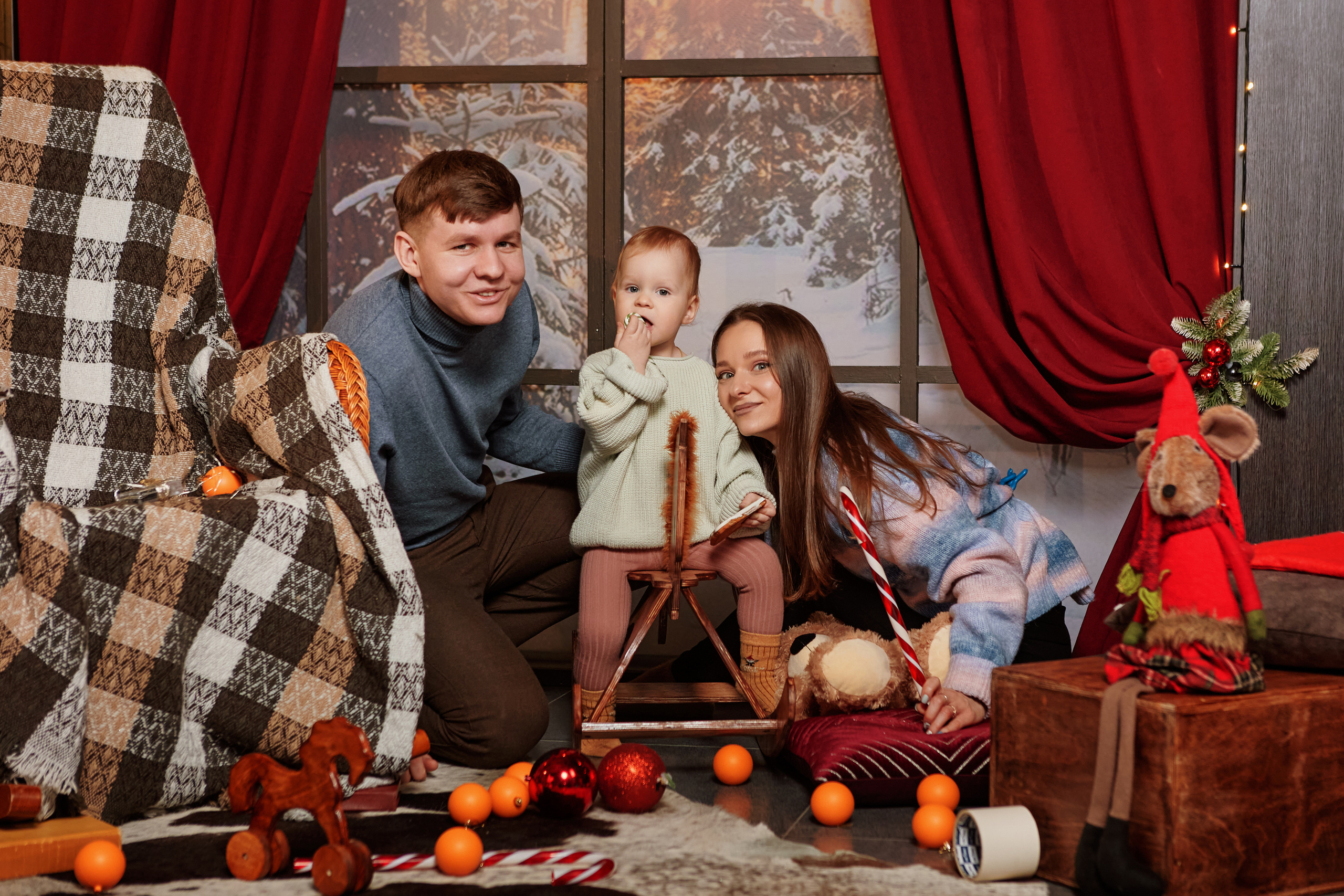 Семья Мальцевых в гостях у сказки