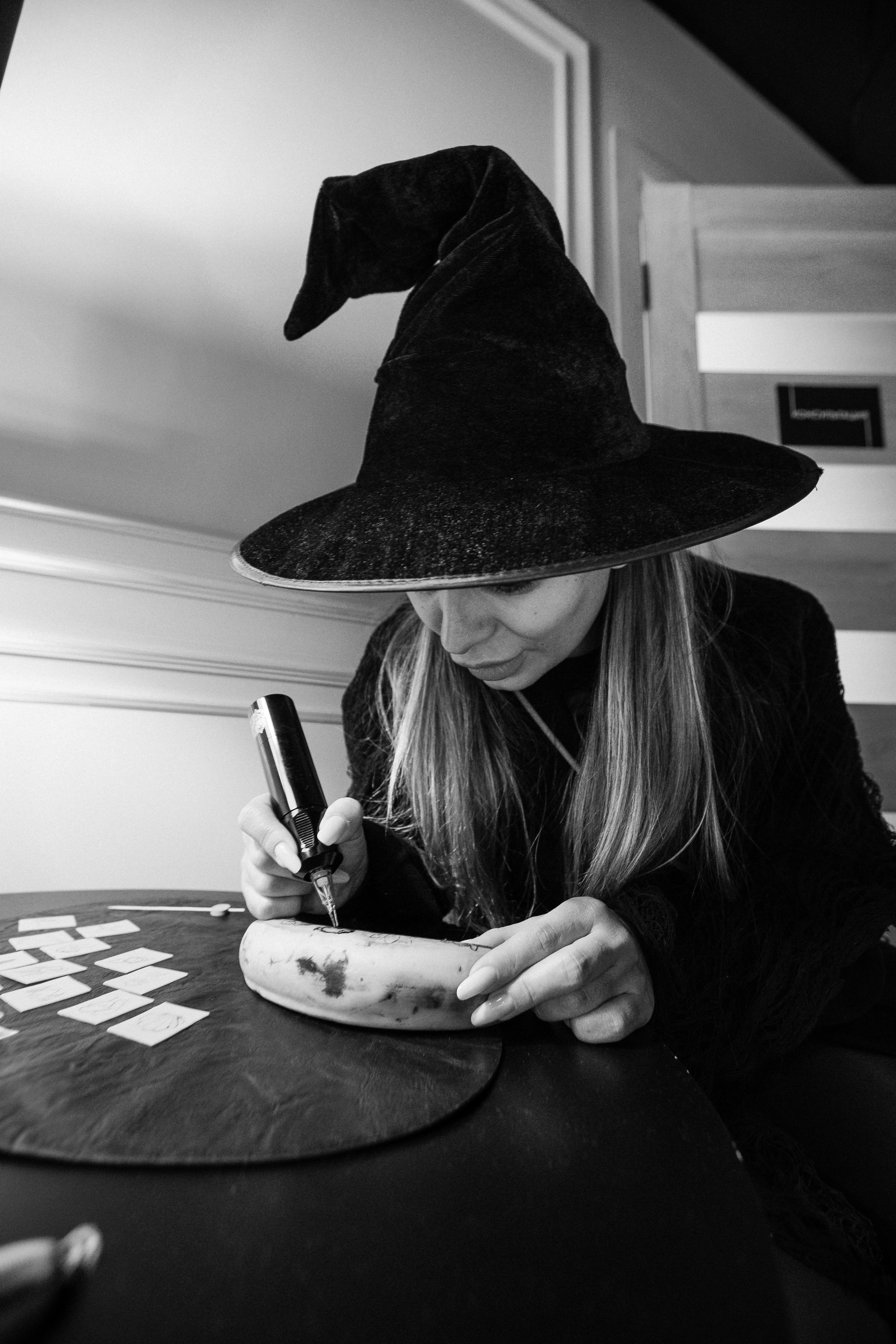 Walk-In Day в стиле киберпанк в тату-студии MUKHINA TATTOO. СВОИ. ФОТООТЧЕТЫ-СОБЫТИЯ-МЕСТА