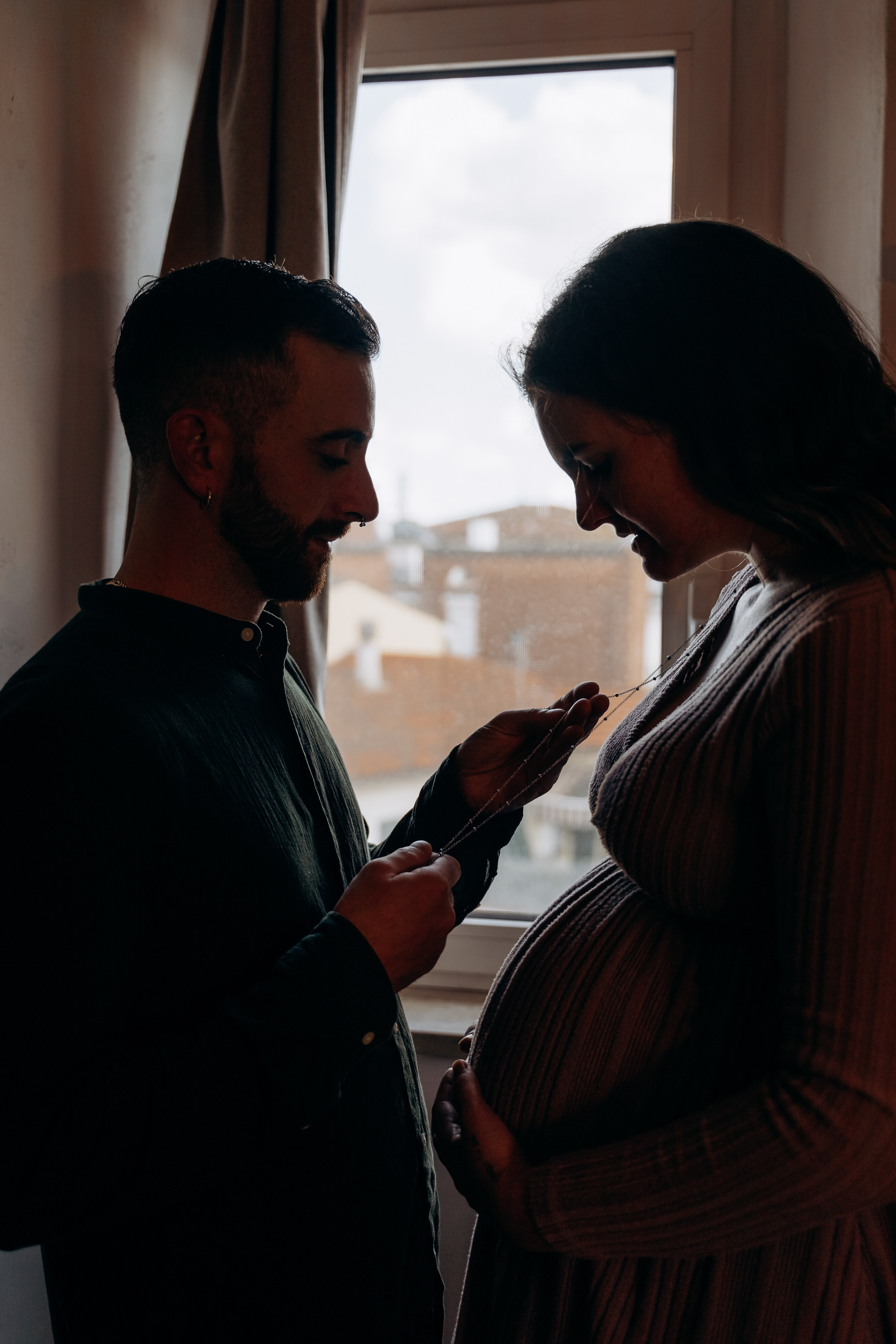 Fotografia di Maternità in Toscana, a Lucca, Pisa, Firenze. Family Lifestyle Photographer in Lucca, Italia