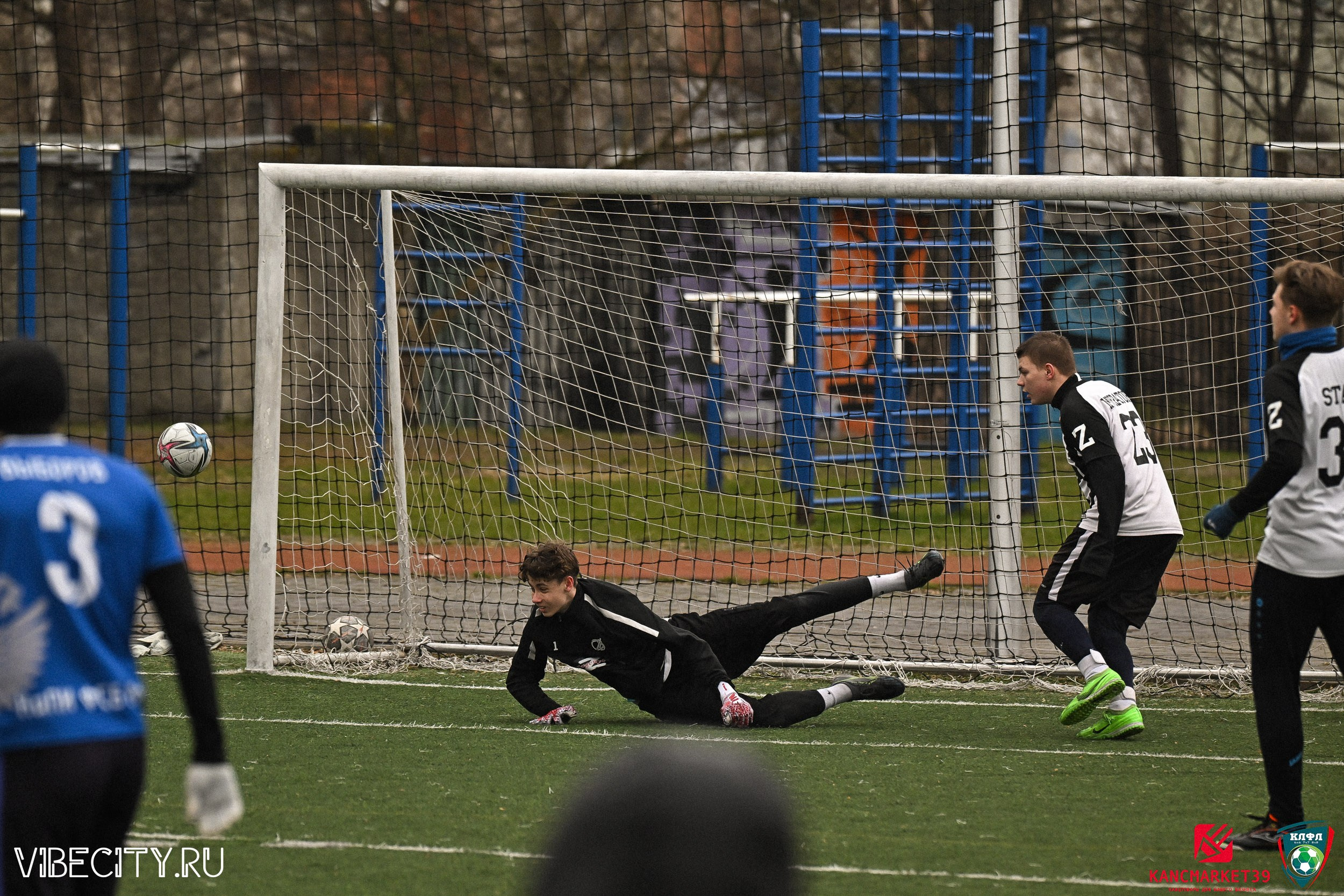 XX ЧЕМПИОНАТ КАЛИНИНГРАДСКОЙ ЛФЛ КАНЦМАРКЕТ39 сезона 2024–2025 гг. VIBECITY.RU Вайб Сити Ру Фоторепортажи Фотоотчеты Калининград