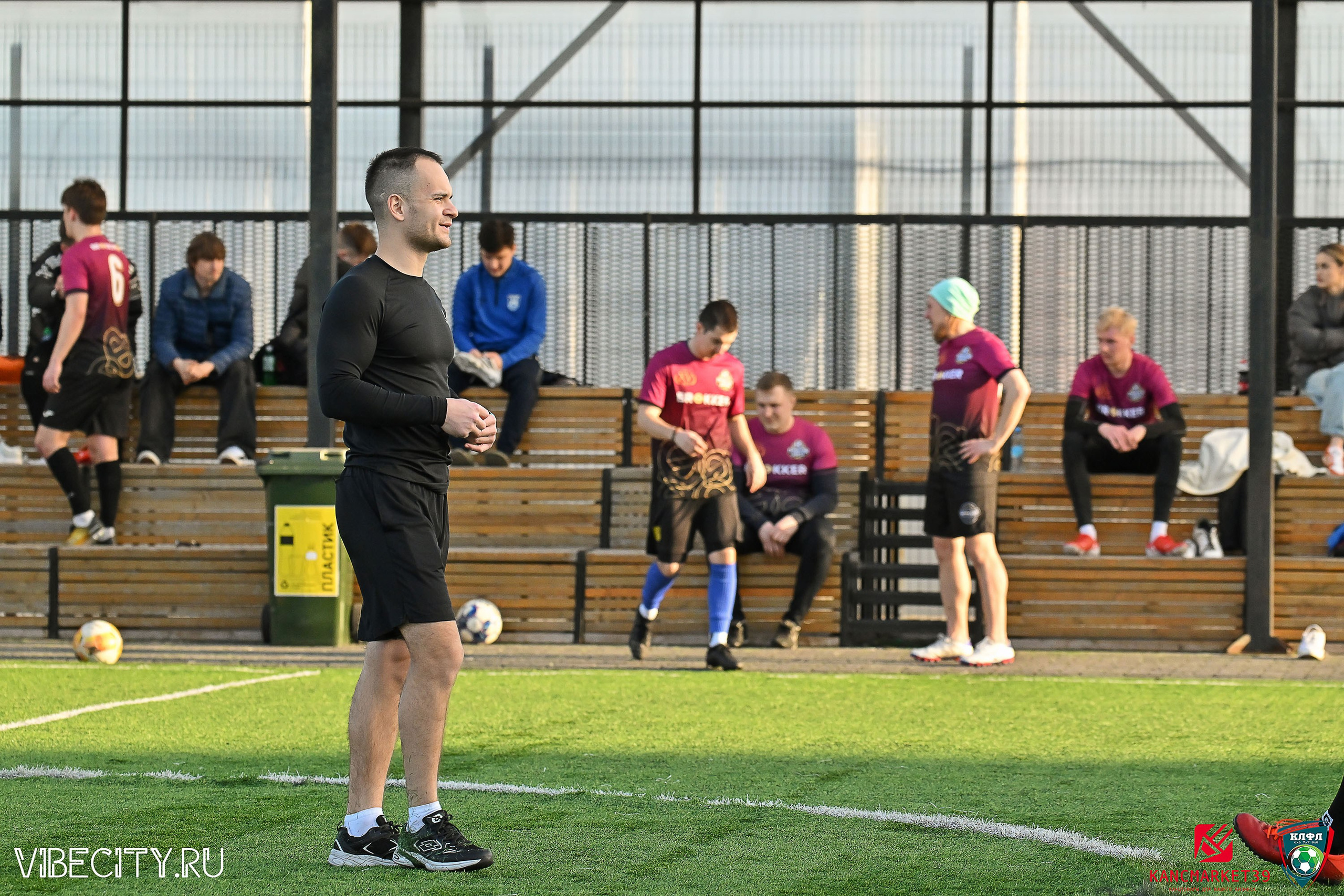 XX ЧЕМПИОНАТ КАЛИНИНГРАДСКОЙ ЛФЛ КАНЦМАРКЕТ39 сезона 2024–2025 гг. VIBECITY.RU Вайб Сити Ру Фоторепортажи Фотоотчеты Калининград