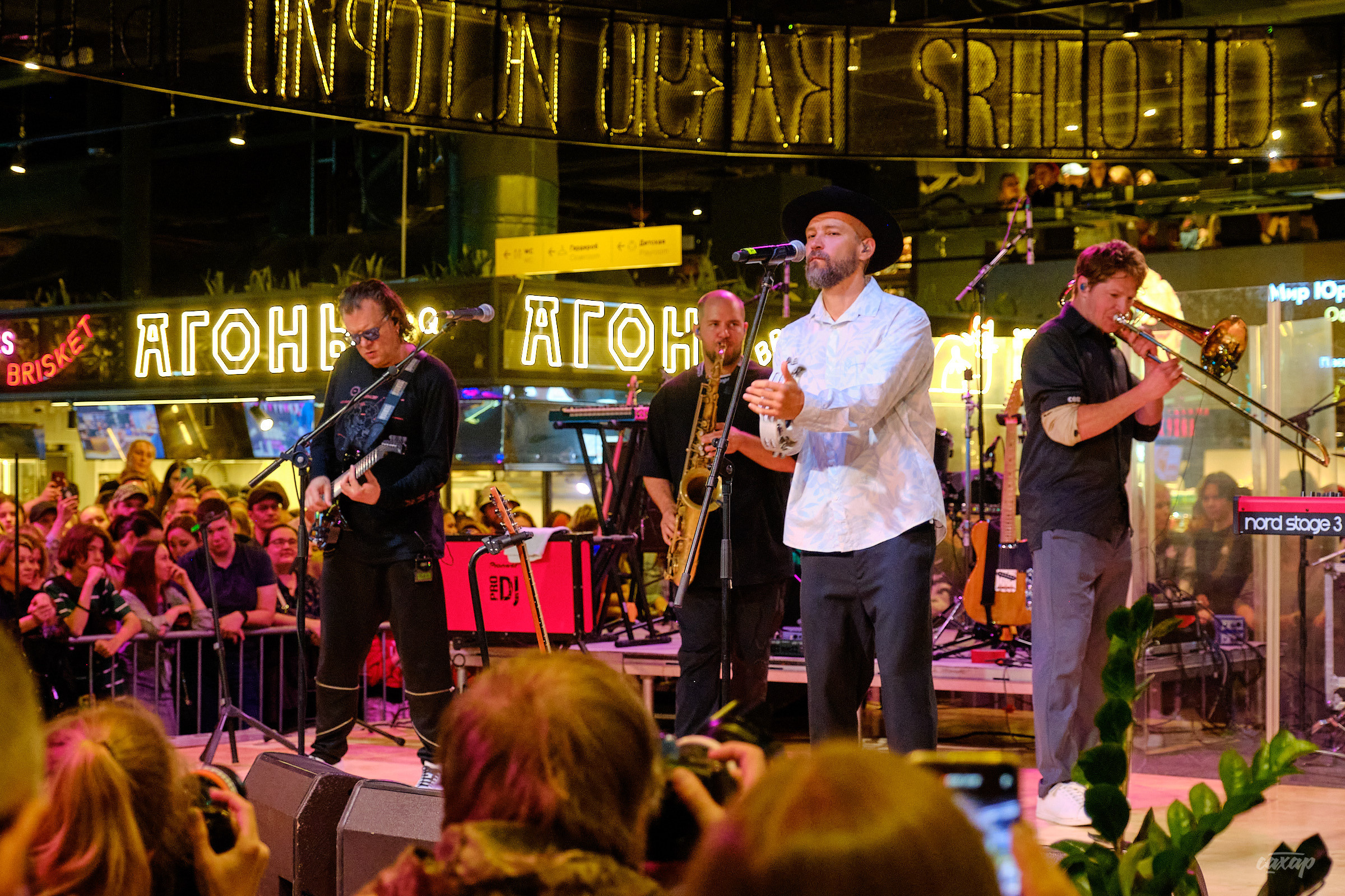 Фестиваль Ural Music Night '22. Профессиональный фотограф в Екатеринбурге Юра Сахар