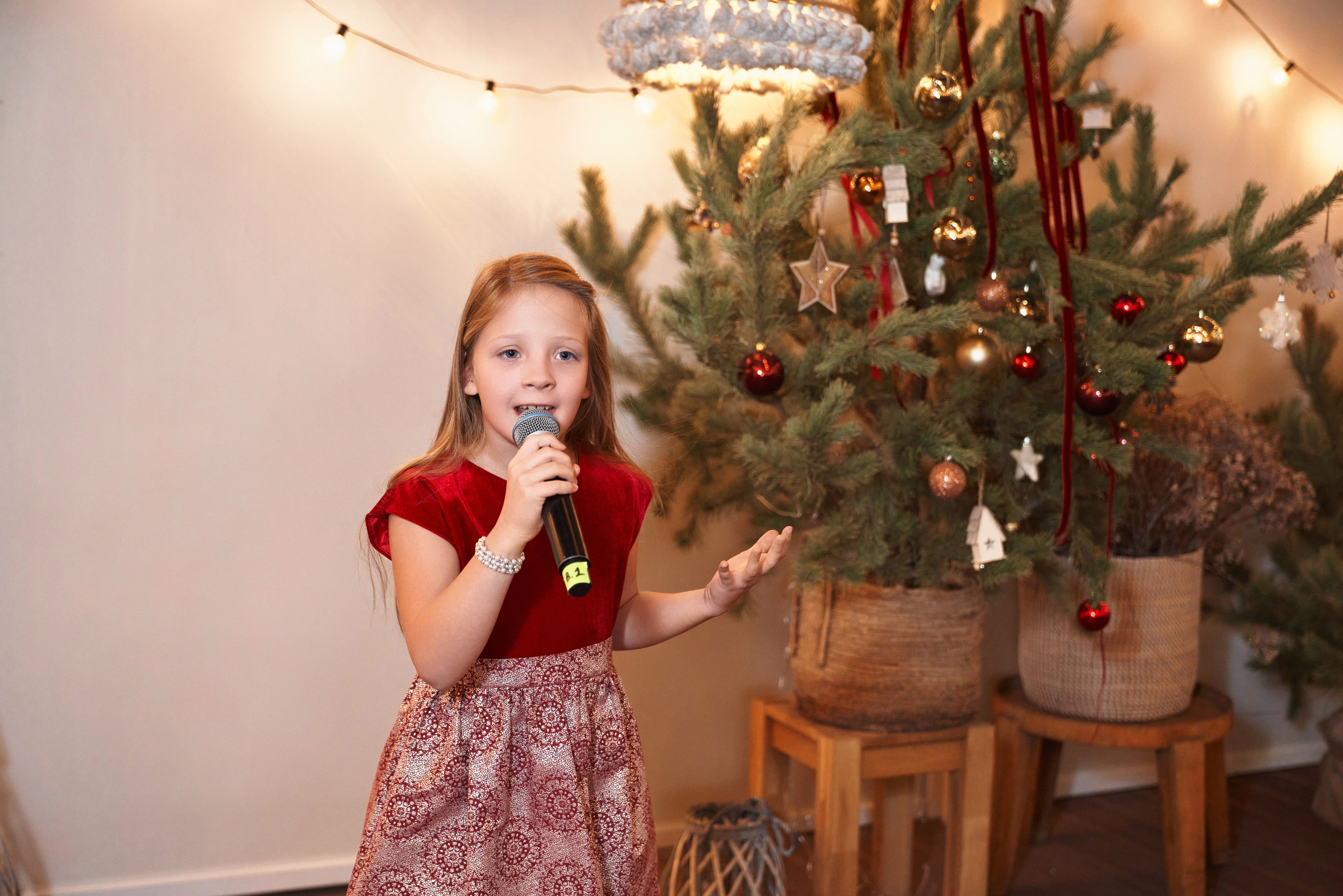 Новогодние выступления маленьких артистов Каметы Lab на ВДНХ