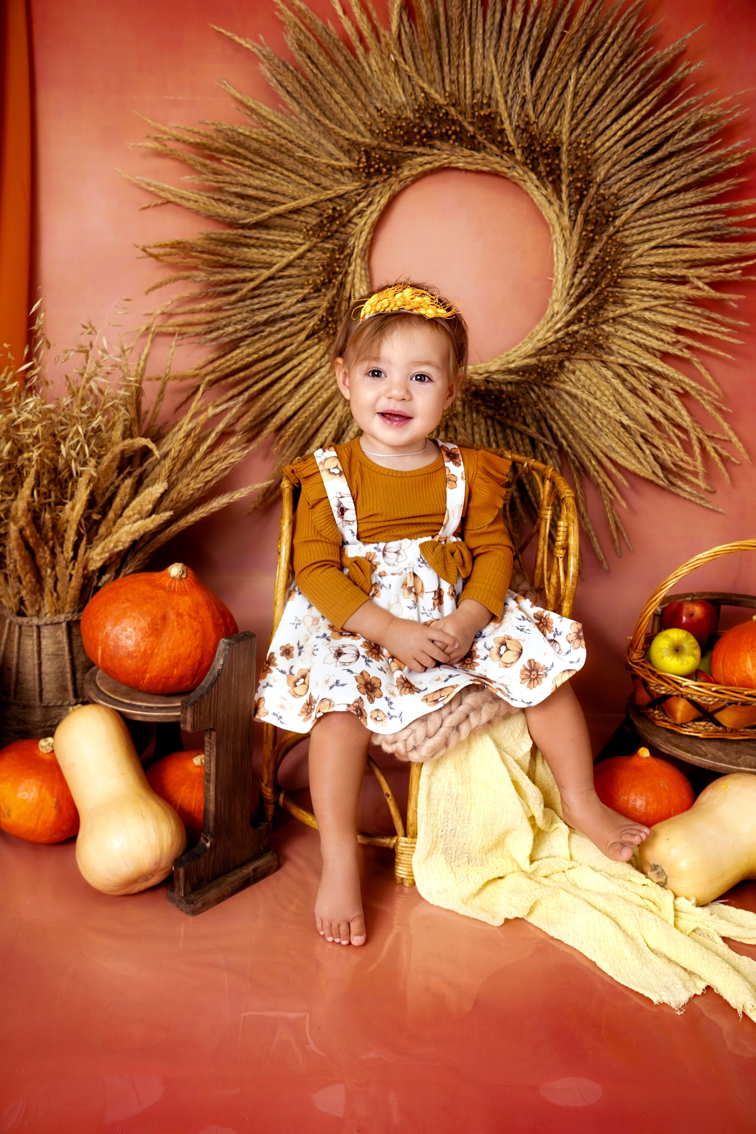 Фотосессия ГОДОВАСИЕ. Фотограф новорожденных, детей до года и беременных в Симферополе