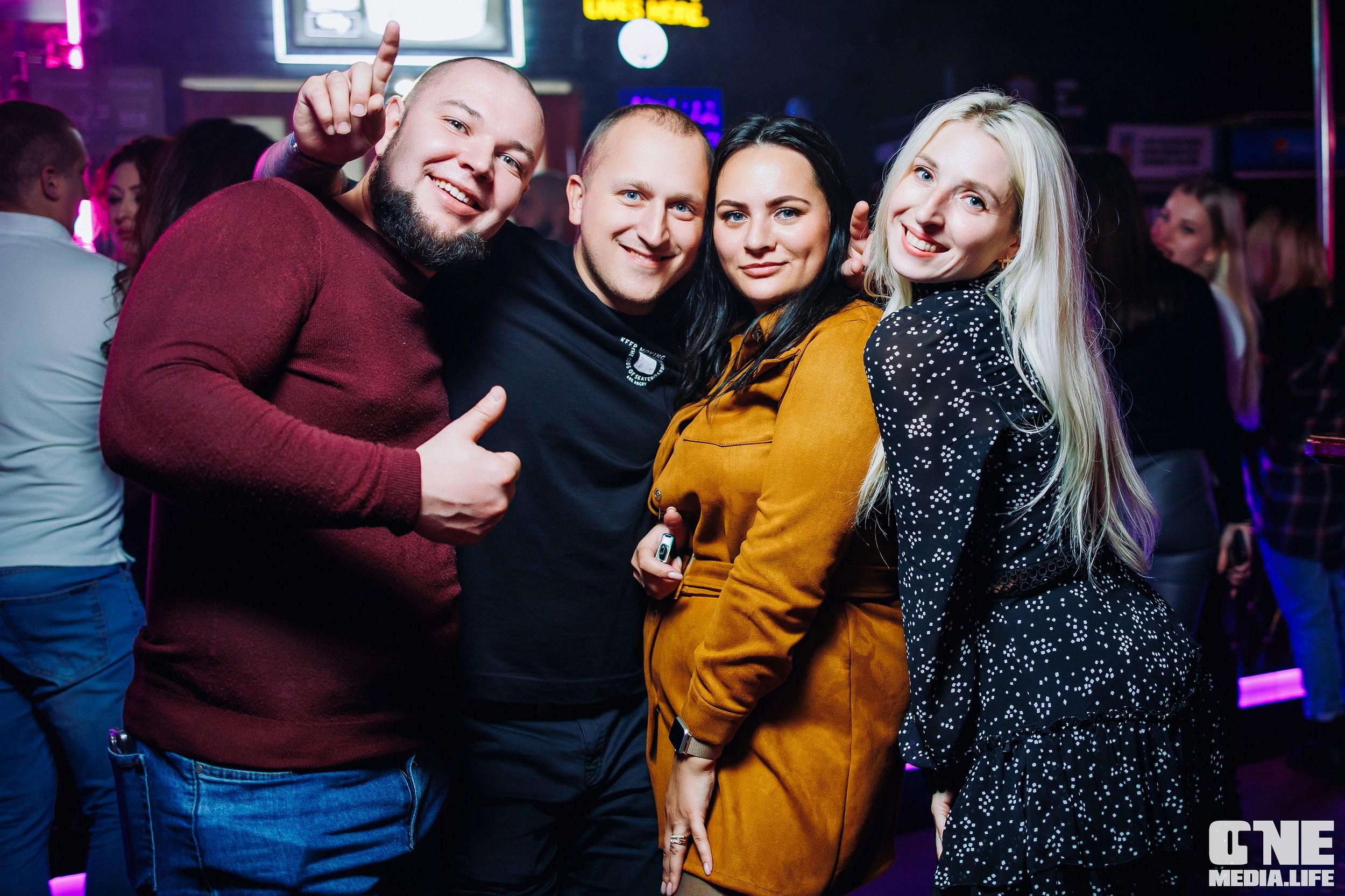 Фоторепортаж из бара XxxX. One Media Life: фоторепортажи, фотоотчеты с мероприятий и заведений