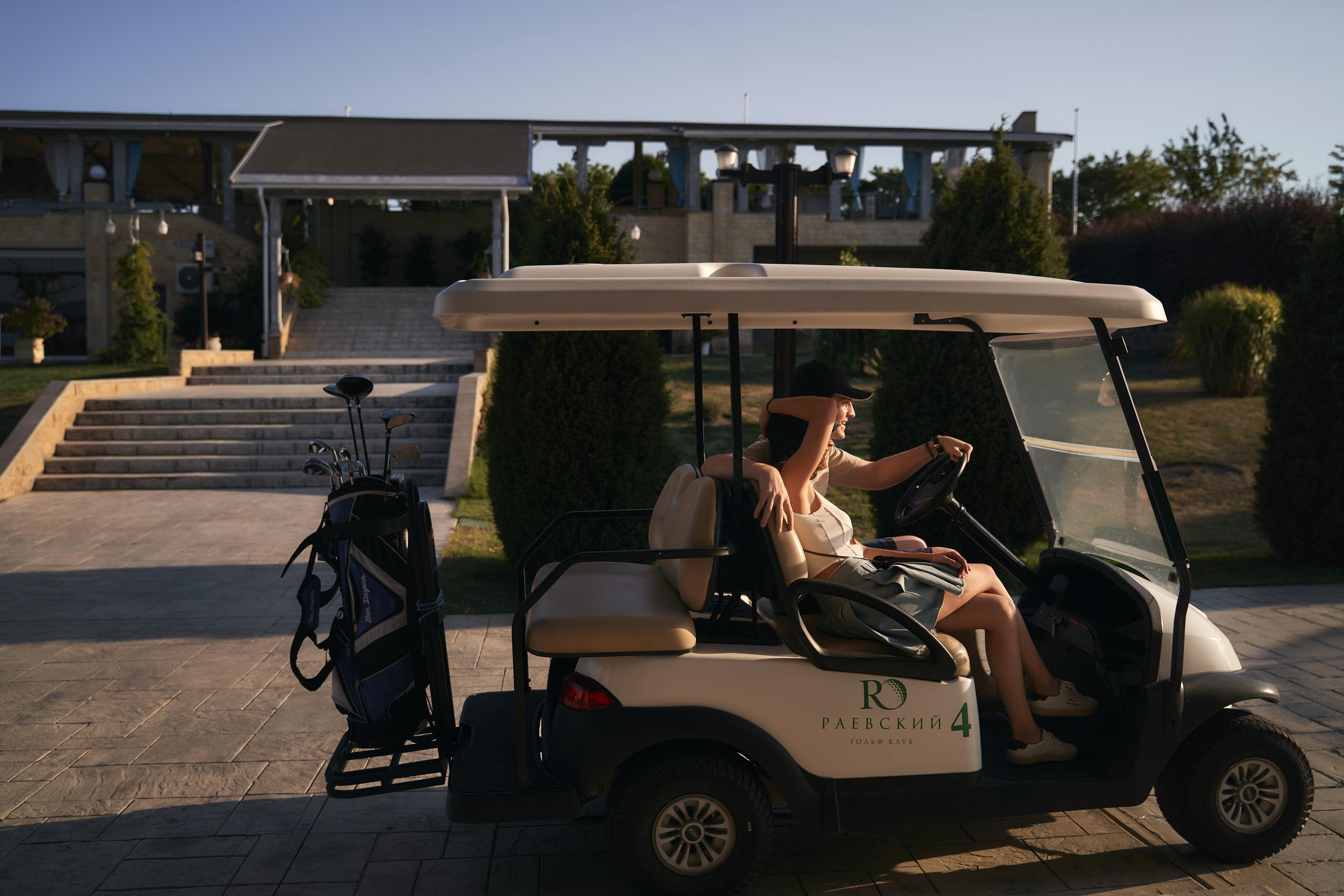 LOVE IS IN THE AIR. ТВИНС СТУДИО — лучшие свадебные фотографы и видеографы в Краснодаре