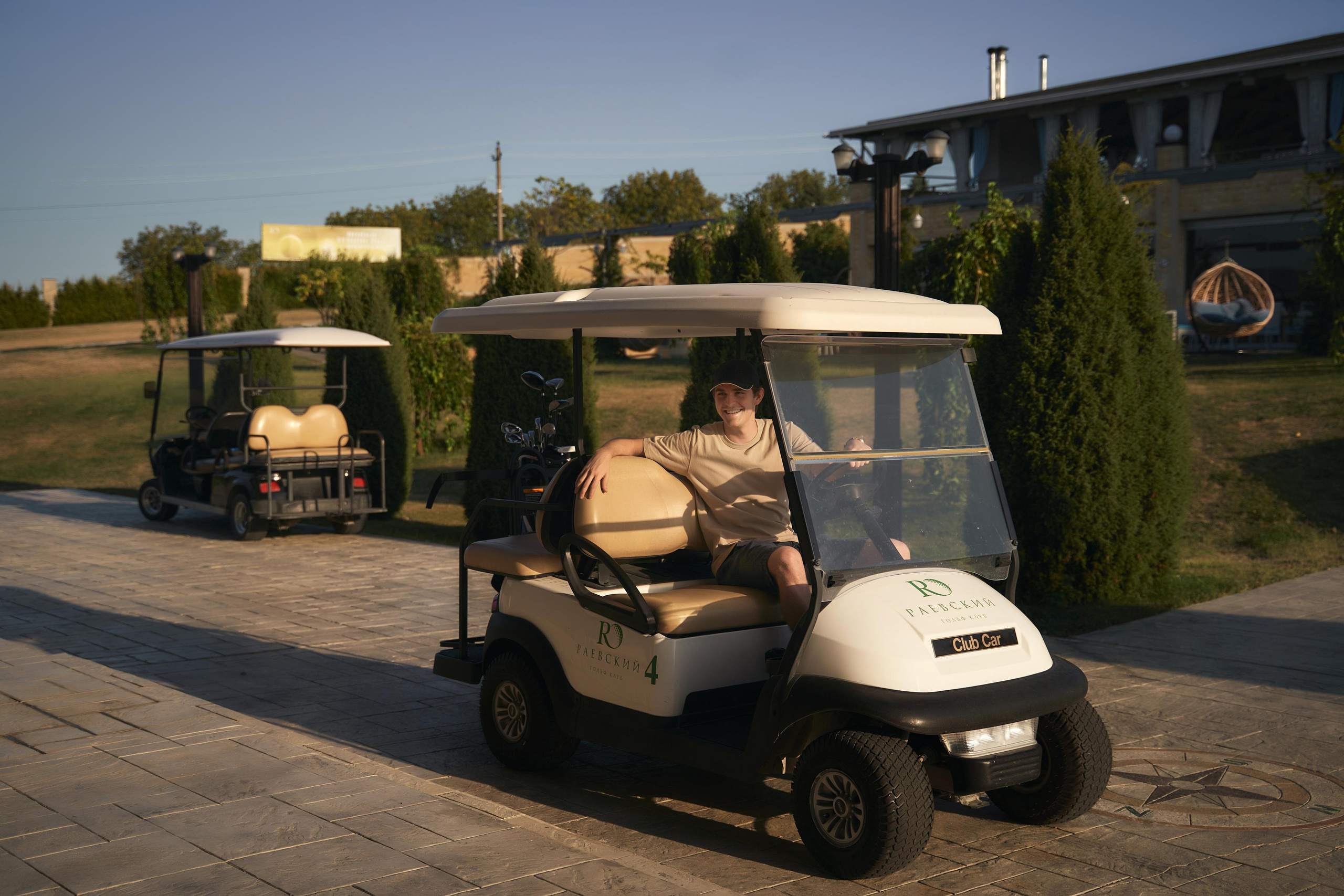 LOVE IS IN THE AIR. ТВИНС СТУДИО — лучшие свадебные фотографы и видеографы в Краснодаре