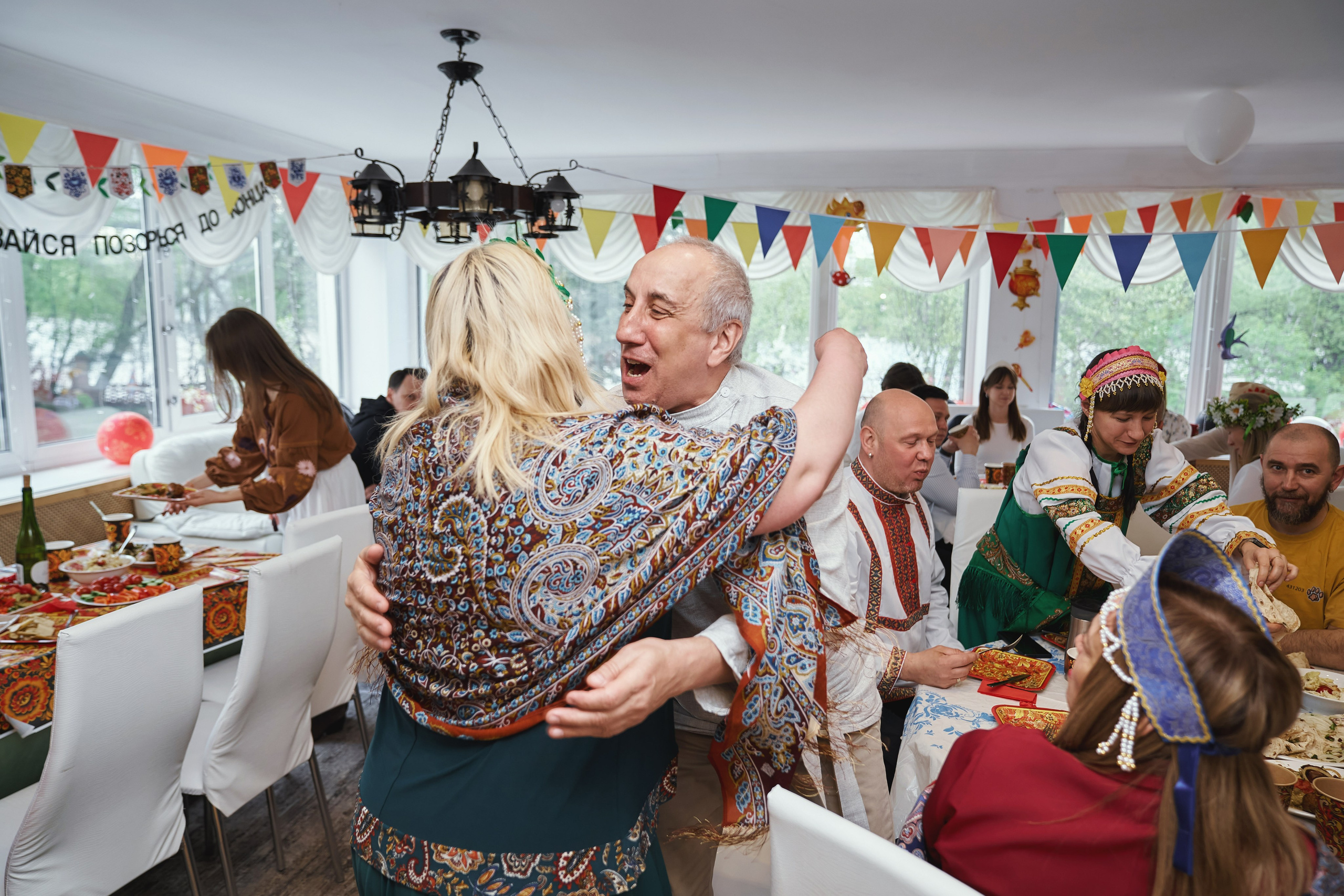 Фотограф на день рождения. Репортажный фотограф Евгений Опарин