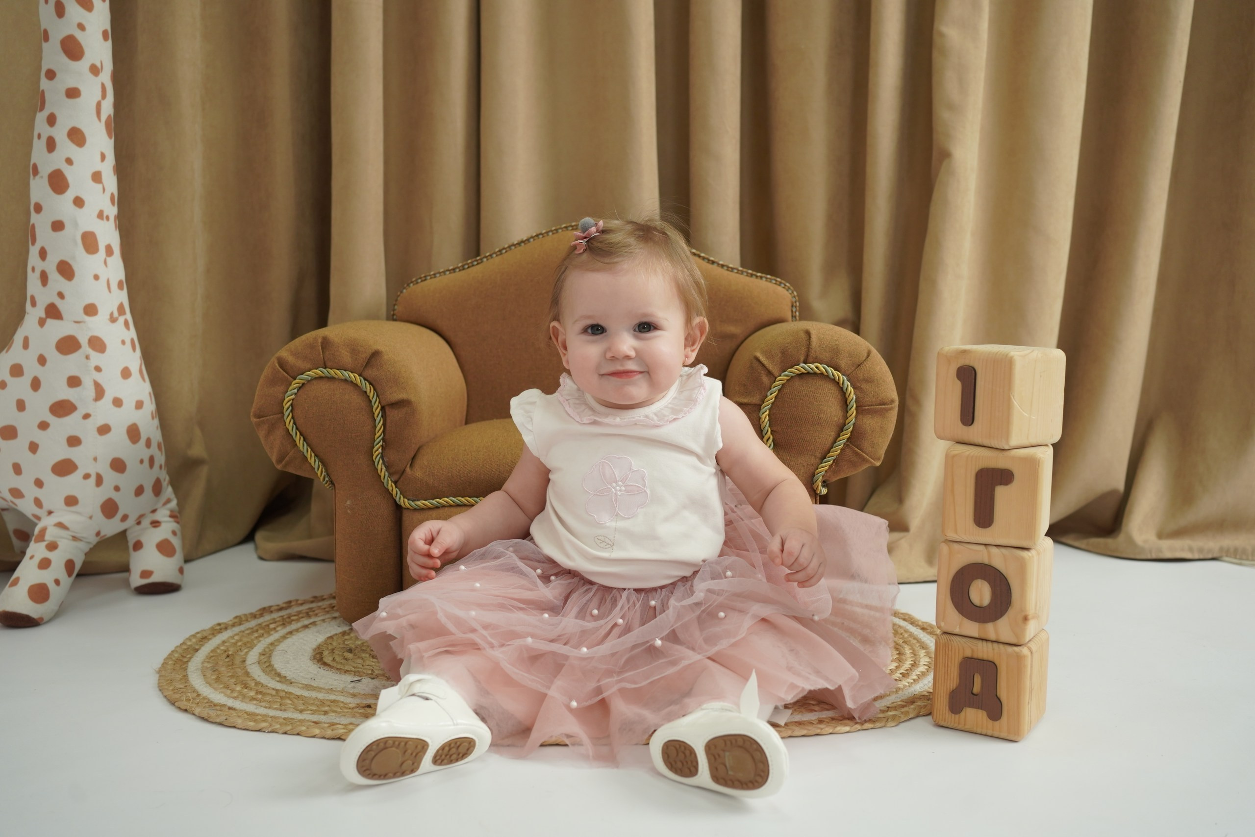 Фотоссесия на Годик для Девочки. Детская Фотостудия ГОДОВАСИКИ в Санкт-Петербурге фотосесия на годик