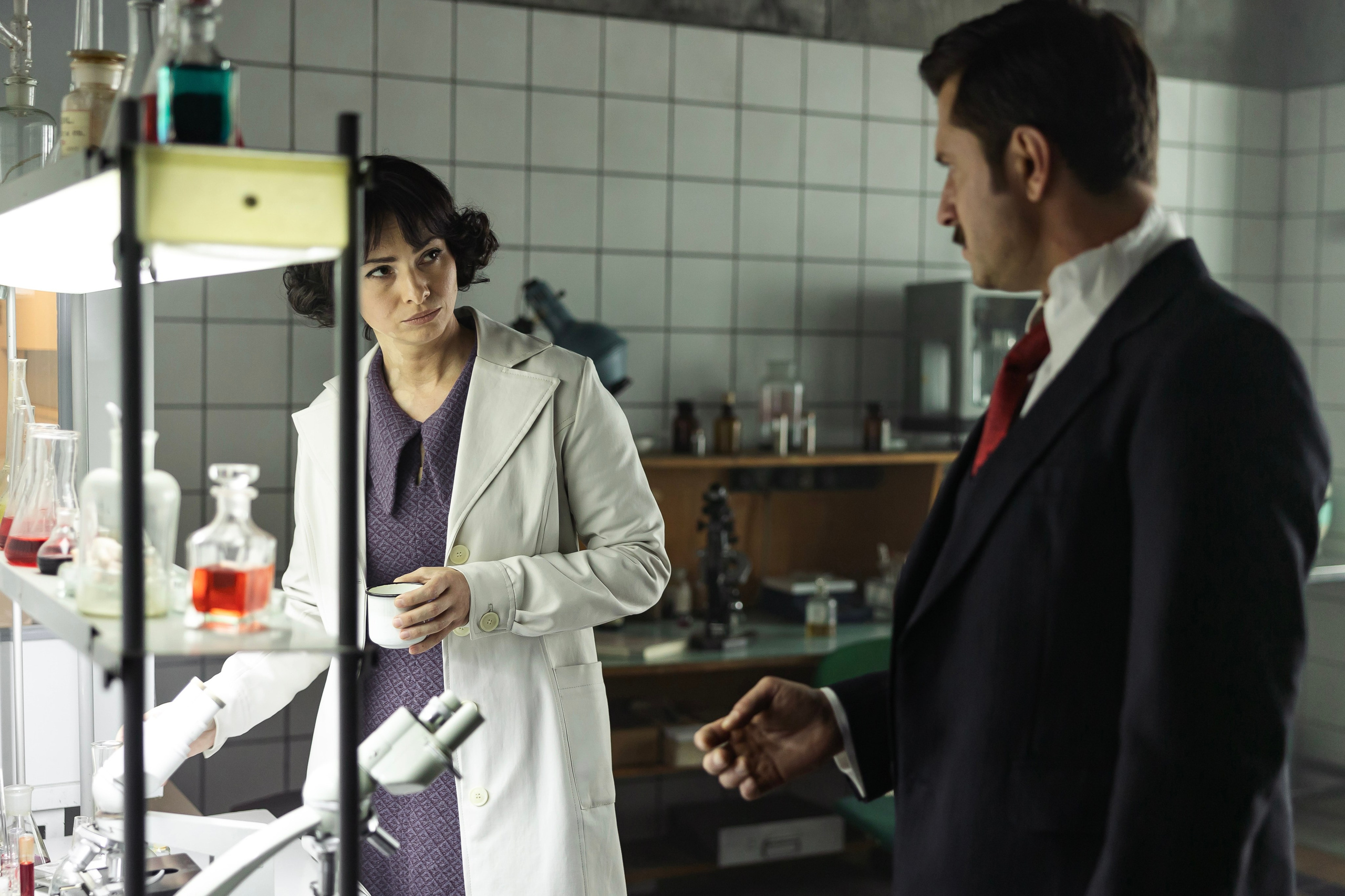 Сериал «13 Клиническая. Начало». Лисенкова Алиса — Фотограф, видеомейкер. Москва