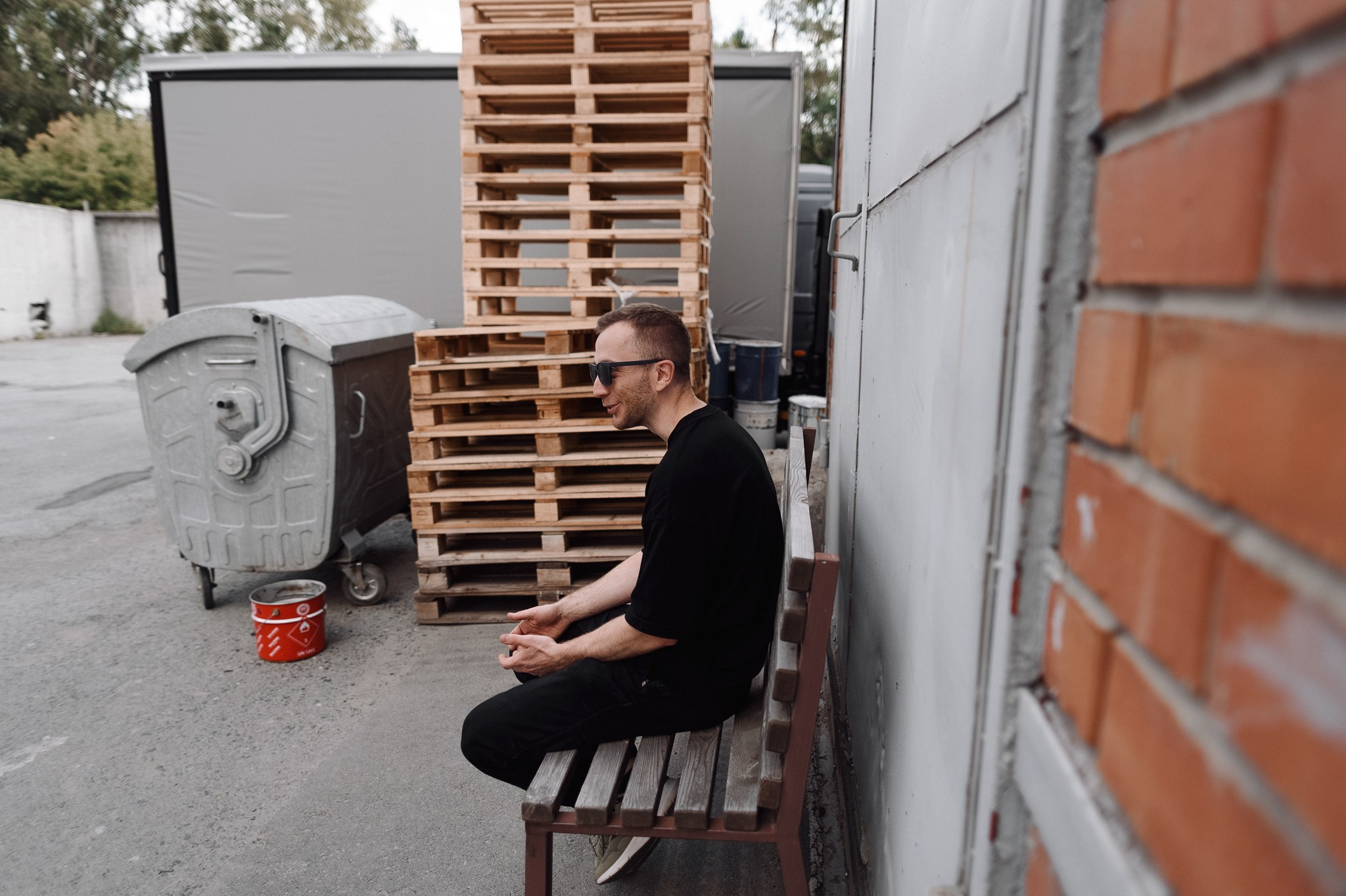 Мужская спортивная фотосессия в Тюмени: боулдеринг и лайфстайл. Фотограф Дарья Мустафина, Тюмень