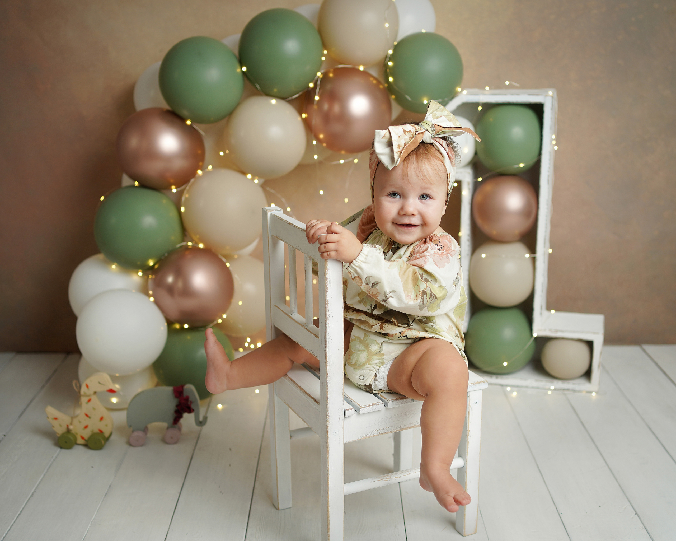 Детская фотосессия Анечки в детской студии города Калининграда. Детский фотограф и фотограф новорожденных в Калининград Оксана Иваний