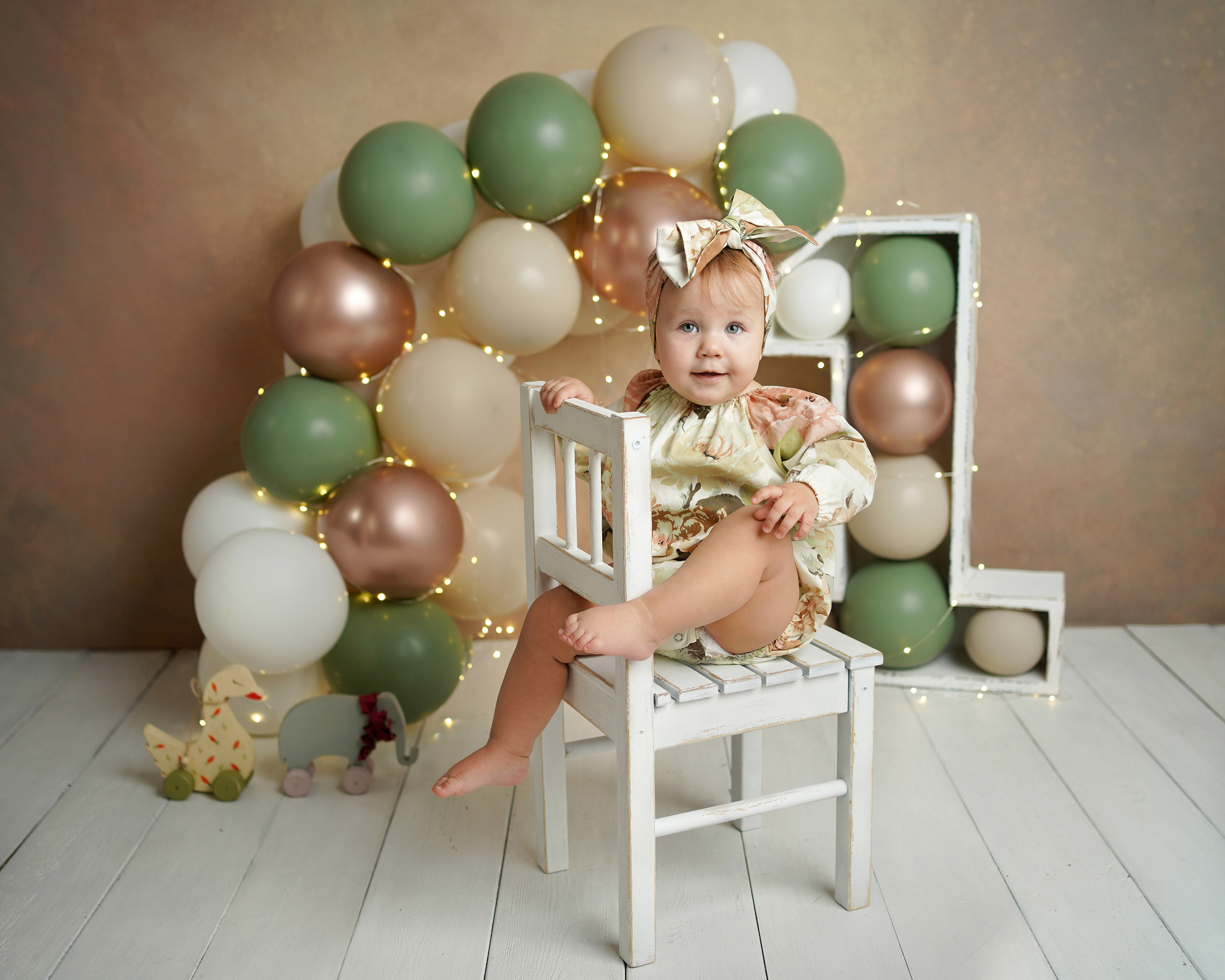 Детская фотосессия Анечки в детской студии города Калининграда. Детский фотограф и фотограф новорожденных в Калининград Оксана Иваний