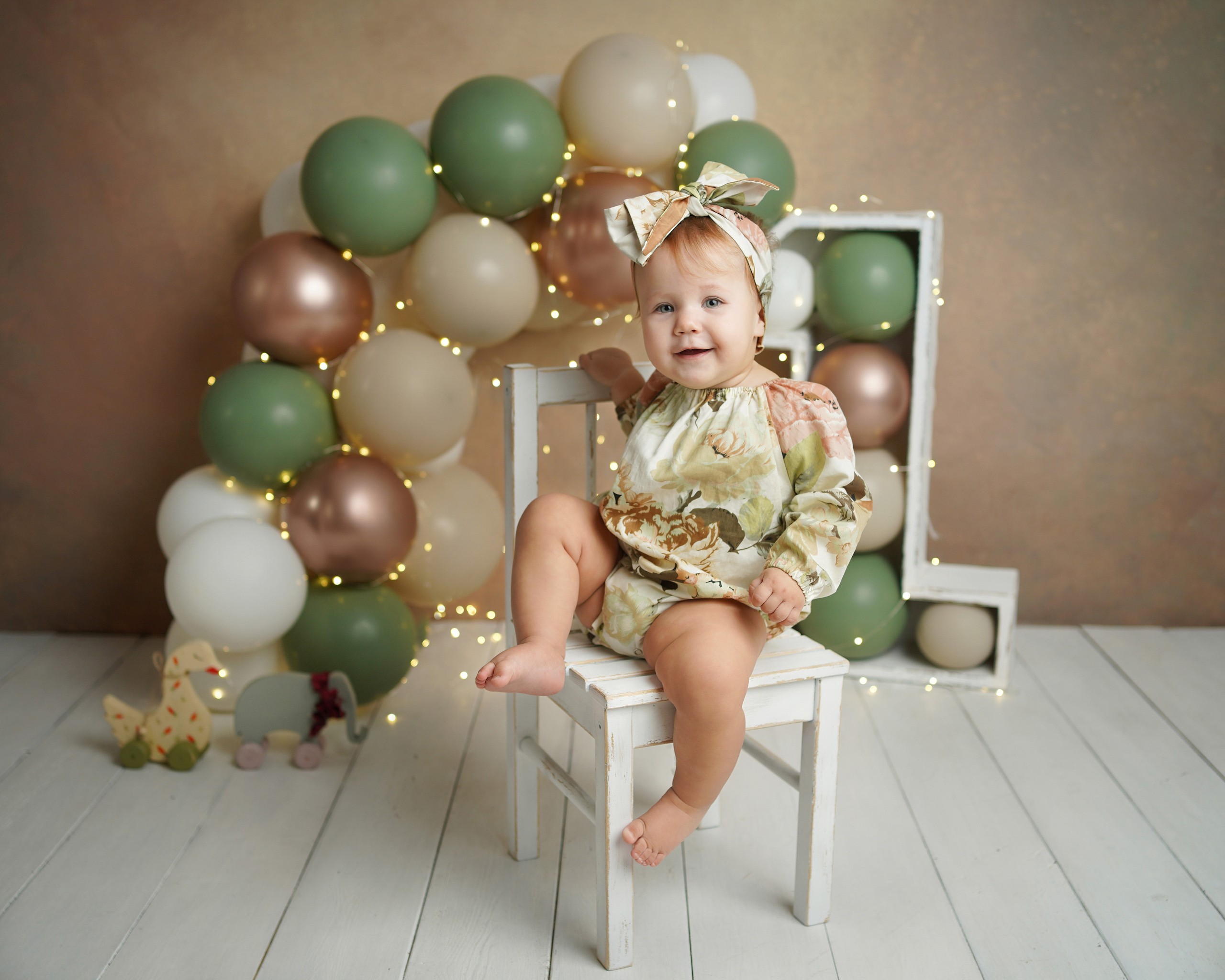 Детская фотосессия Анечки в детской студии города Калининграда. Детский фотограф и фотограф новорожденных в Калининград Оксана Иваний