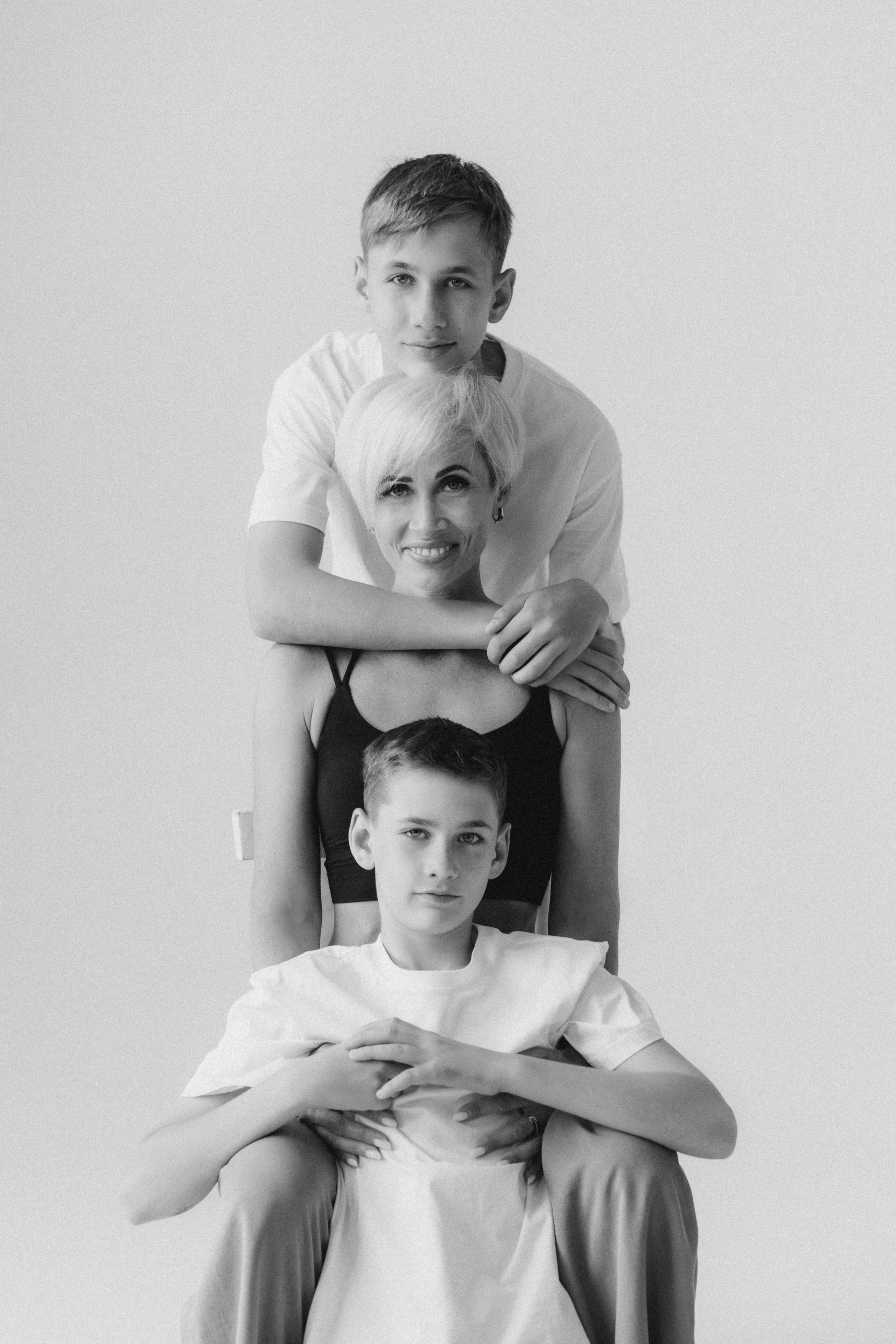 Алия с сыновьями