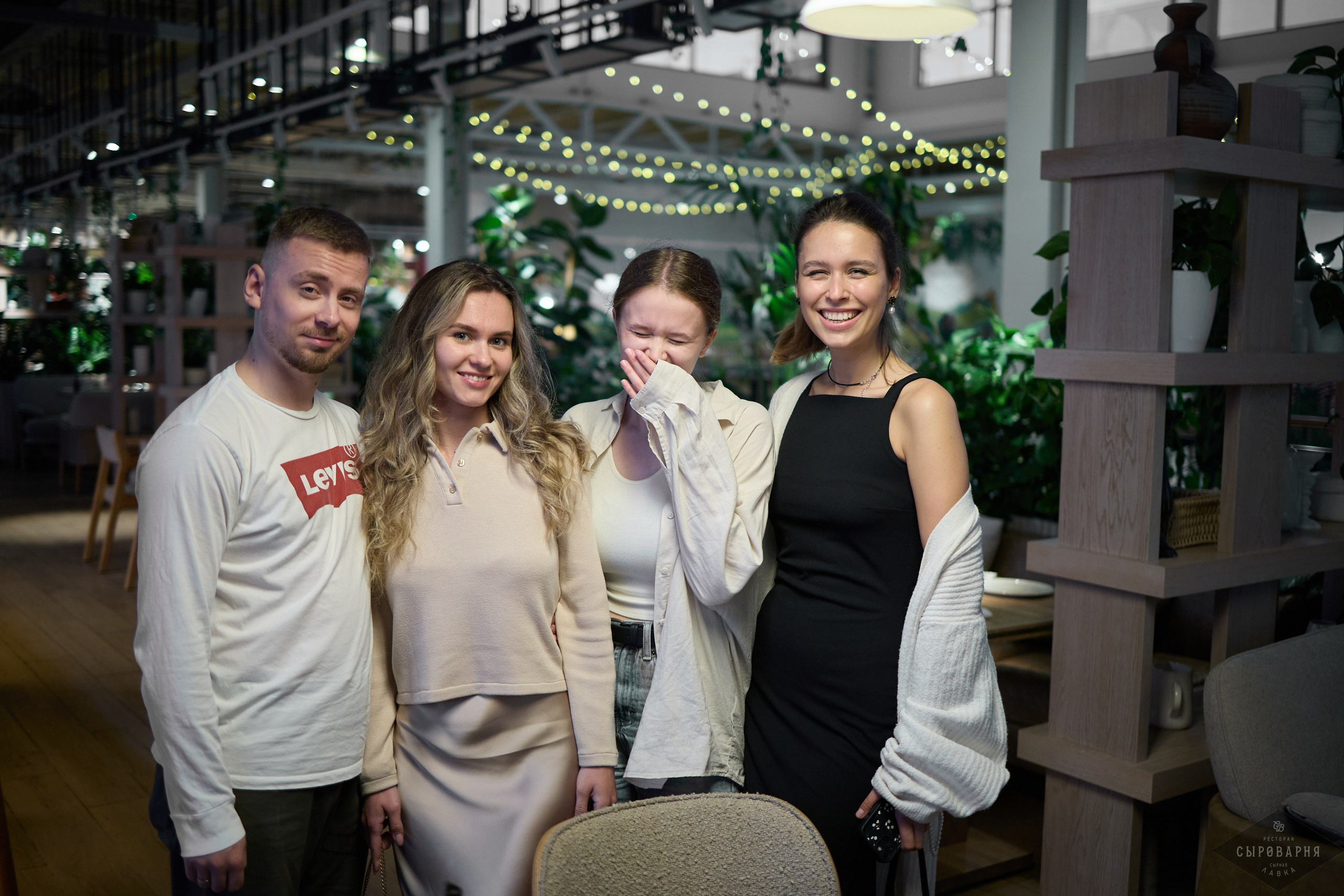 День рождения Алены в Сыроварне. Фотографъ Сергѣевъ. Поймать мгновеніе