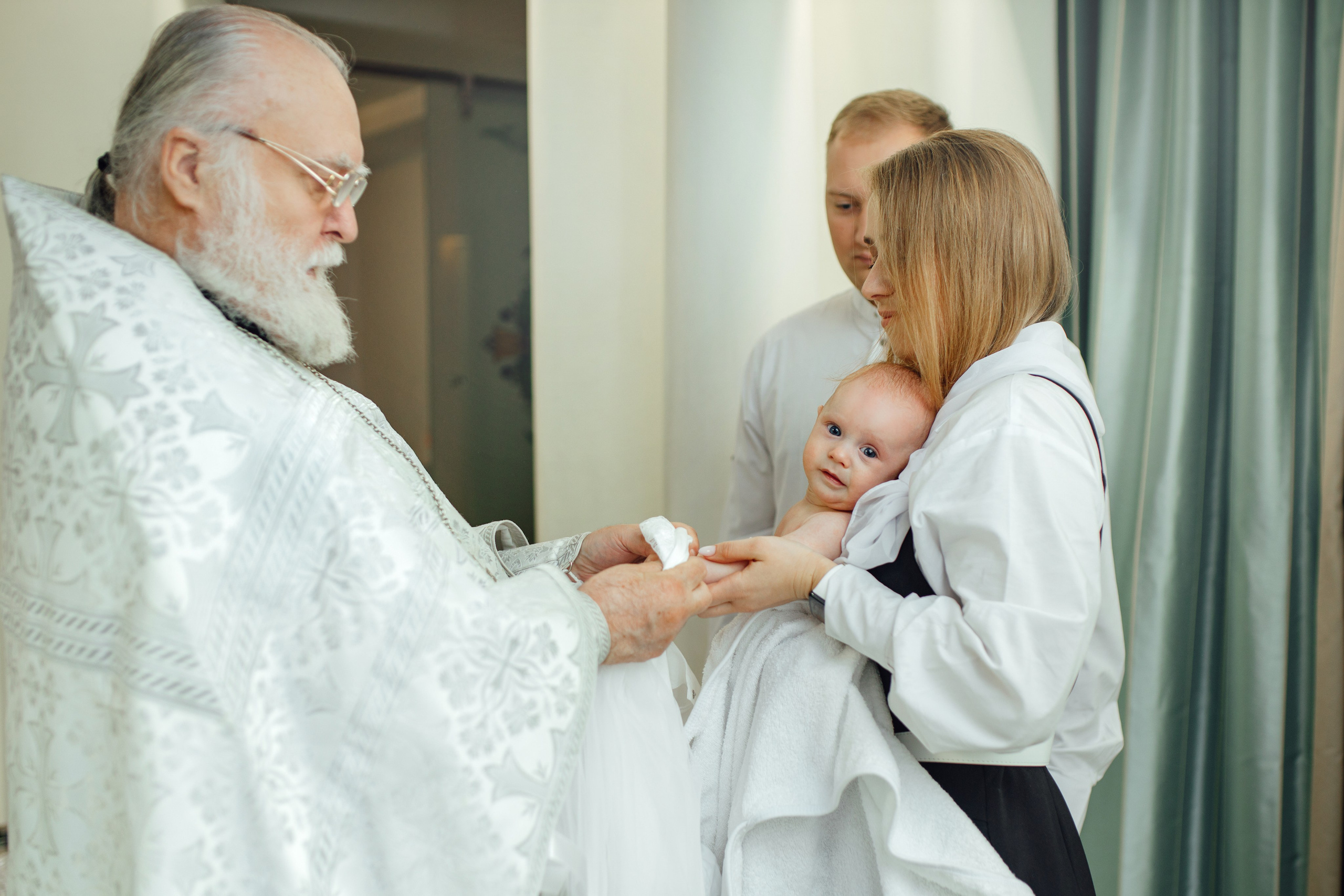 Таинство крещения Ассоль, храм Святой Троицы