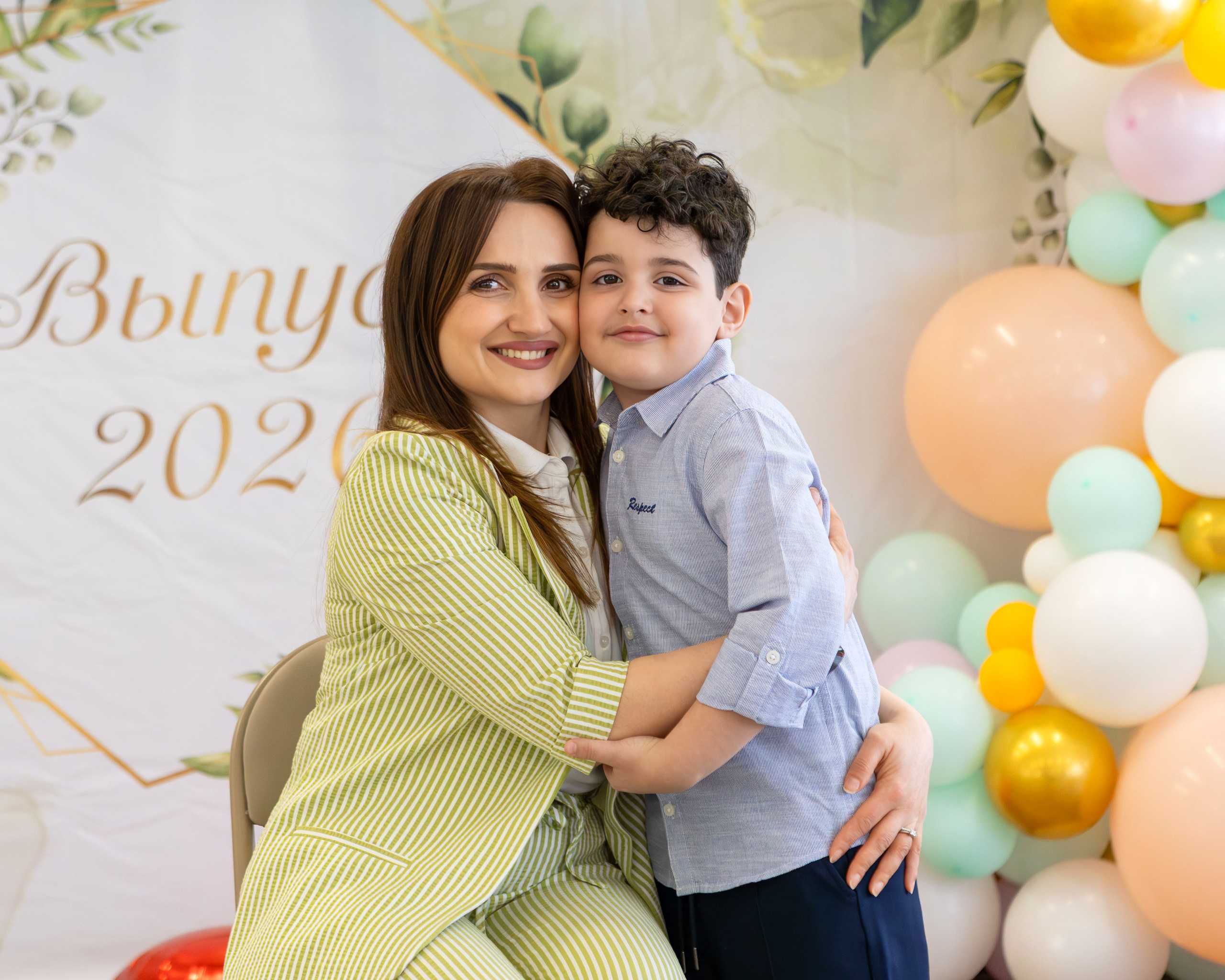 Один выпускник — целая история: выпускной Ваграма в Путилкове. Выпускные альбомы для школы и детского сада — школьный фотограф Подольск, Троицк, Щербинка, Москва