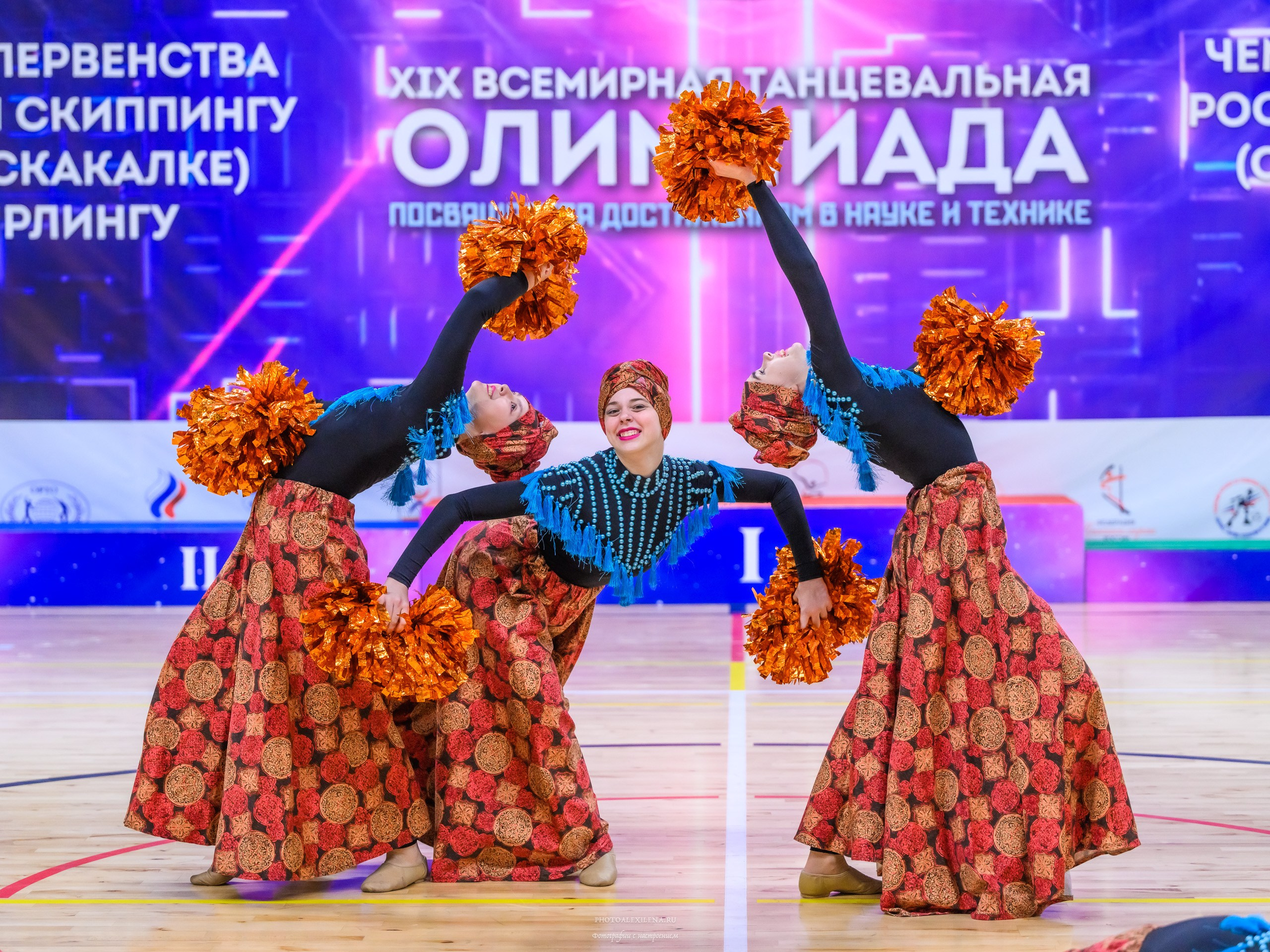 мажорет спорт и батон твирлинг