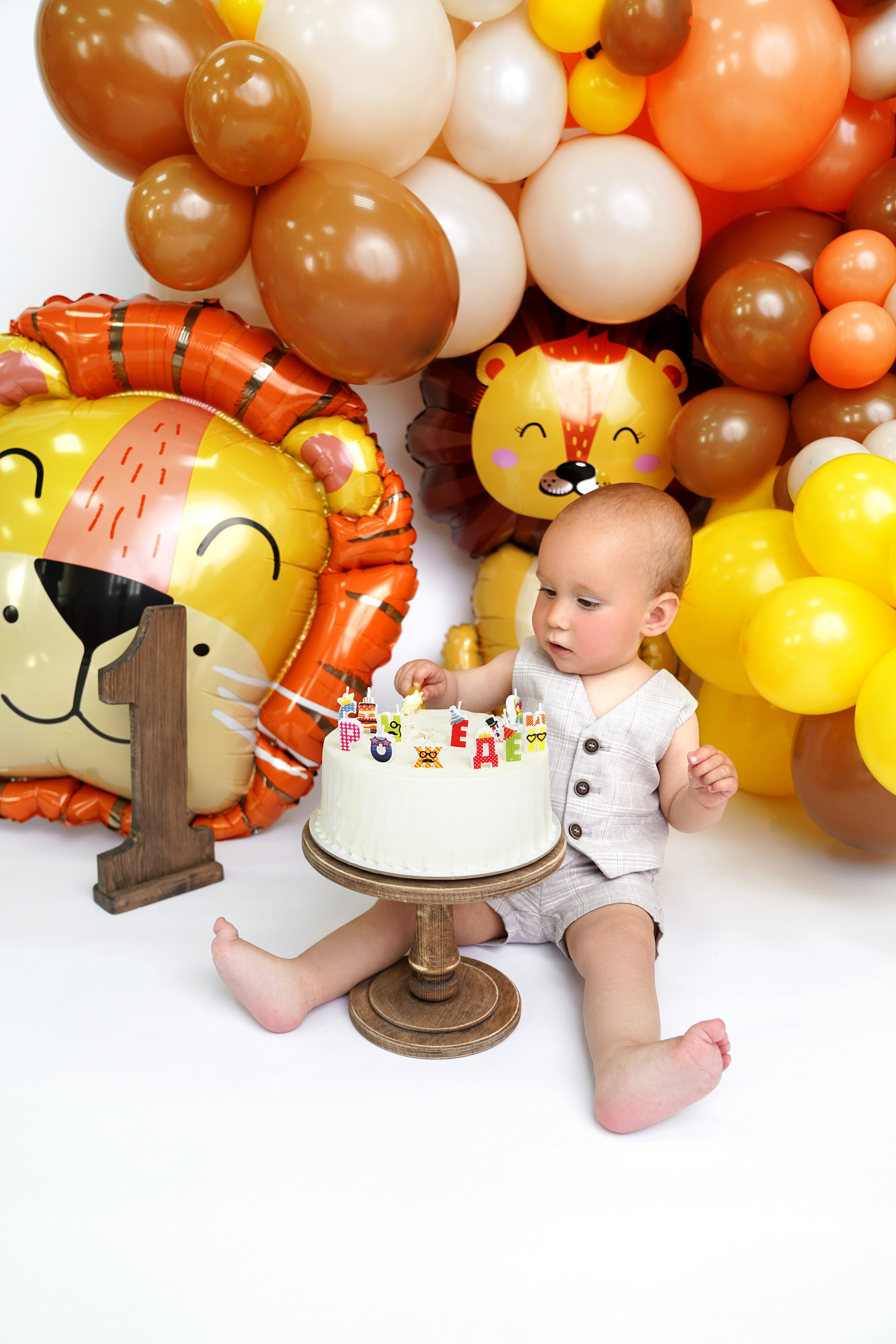 Фотосессия ГОДОВАСИЕ. Фотограф новорожденных, детей до года и беременных в Симферополе