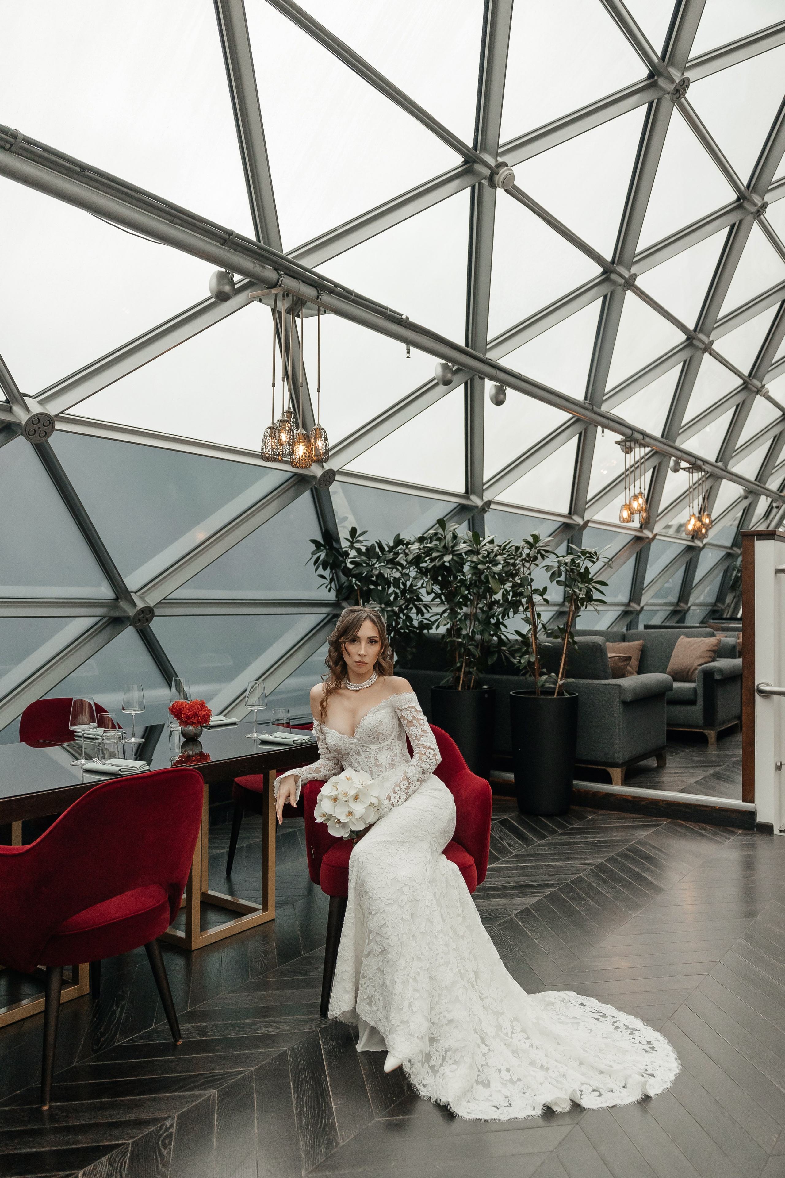 Самые красивые отели Москвы для свадебной фотосессии. Свадебный фотограф в Москве Дарья Олендарёва