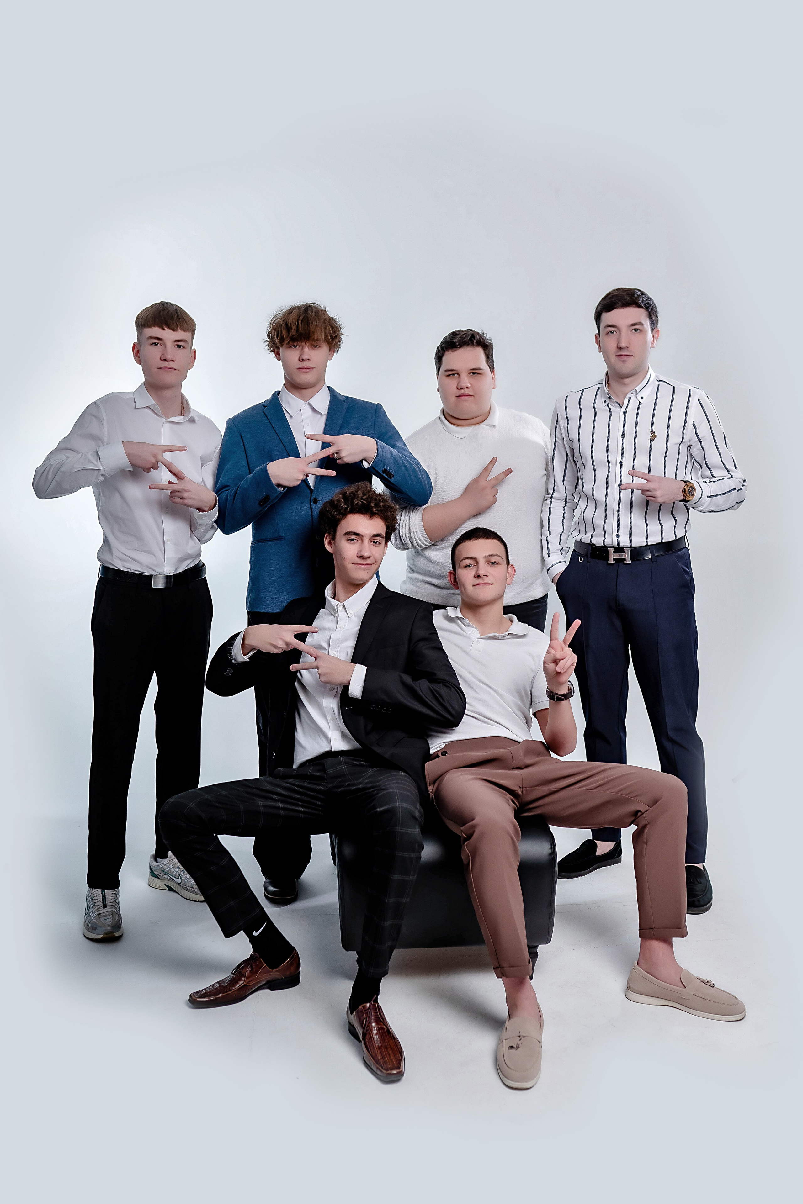 Выпускные (школьные) альбомы (книги) в Ростове-на-Дону. Современные Выпускные Альбомы в Ростове-на-Дону