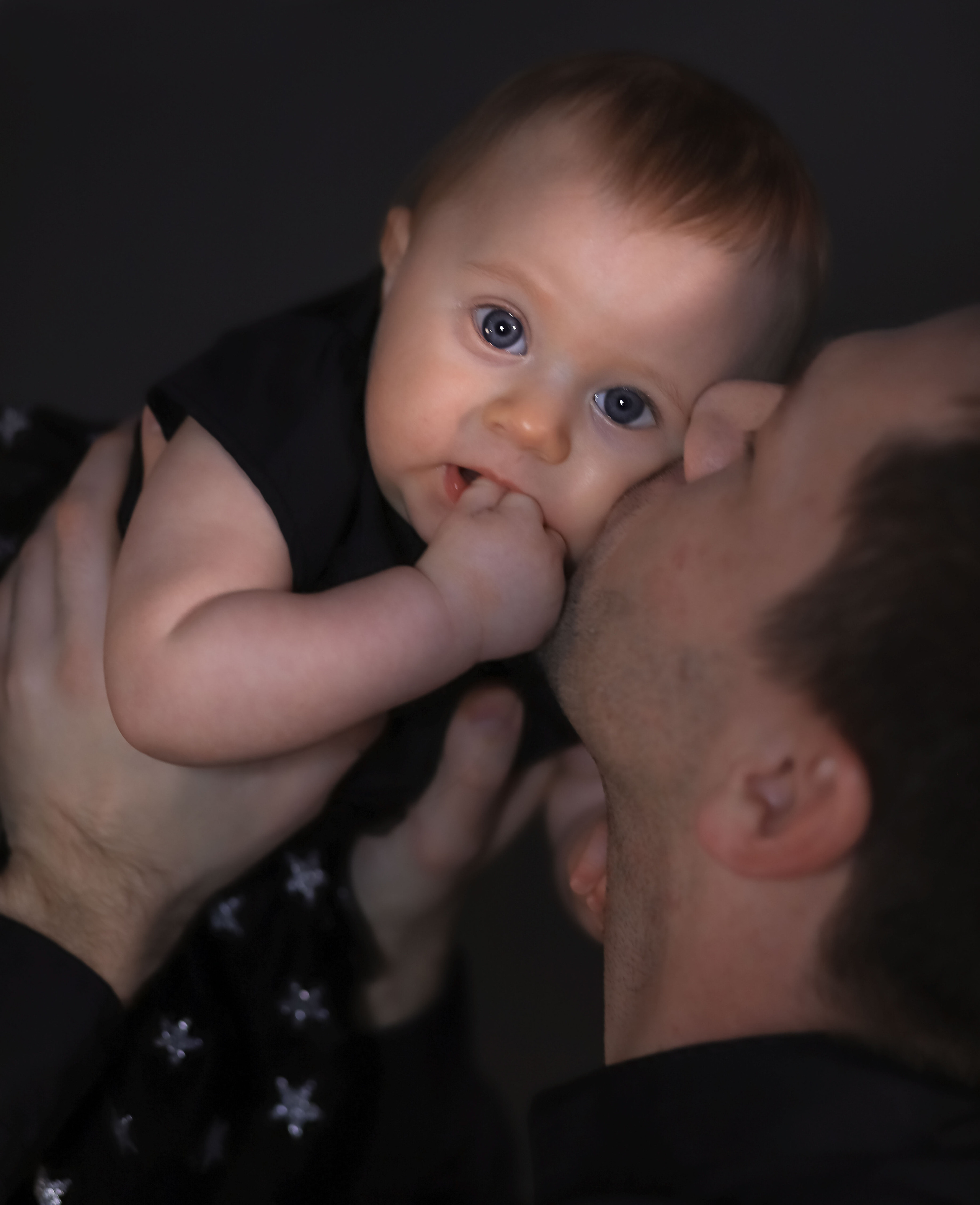 Новогодняя фотосессия прекрасной семьи!. Фотостудия во Всеволожске. Подходит для всех творческих проектов